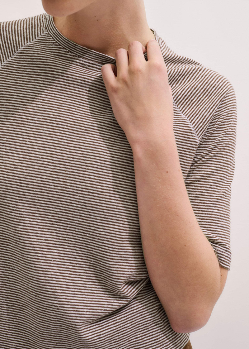 Slim Fit Raglan Tee 3