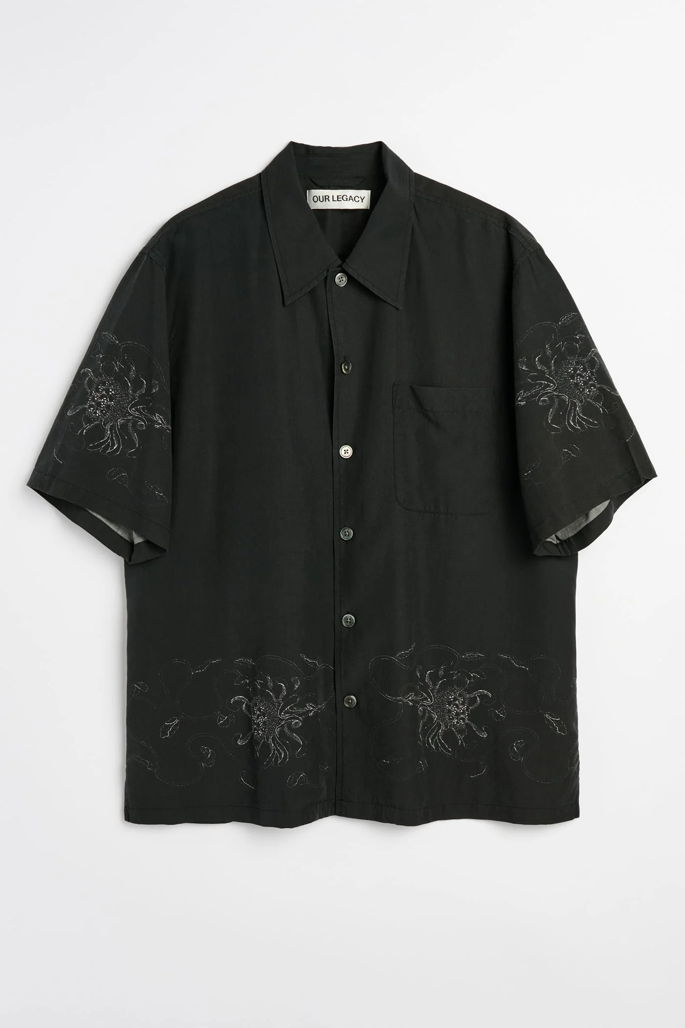 Every Shirt Shortsleeve Skull Vine Print Lyocell - 1