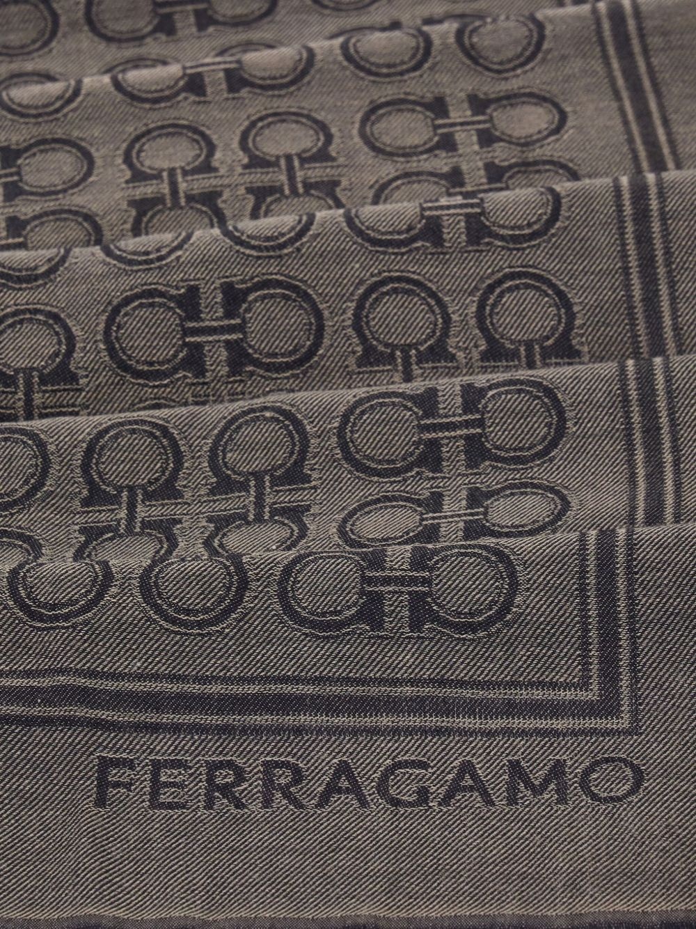 Gancini silk scarf - 2
