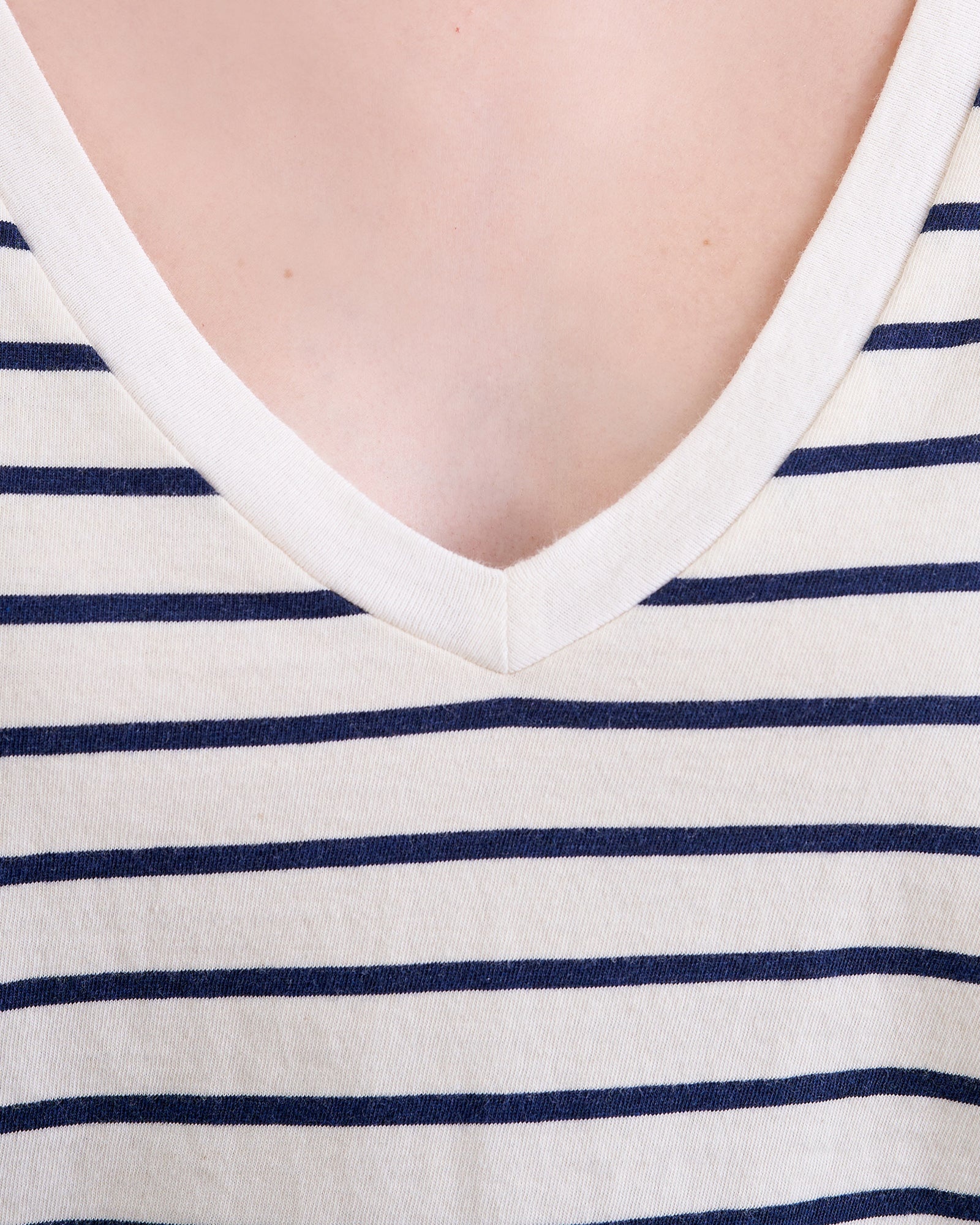 STRIPED CAROL VNECK TEE SHIRT - 3