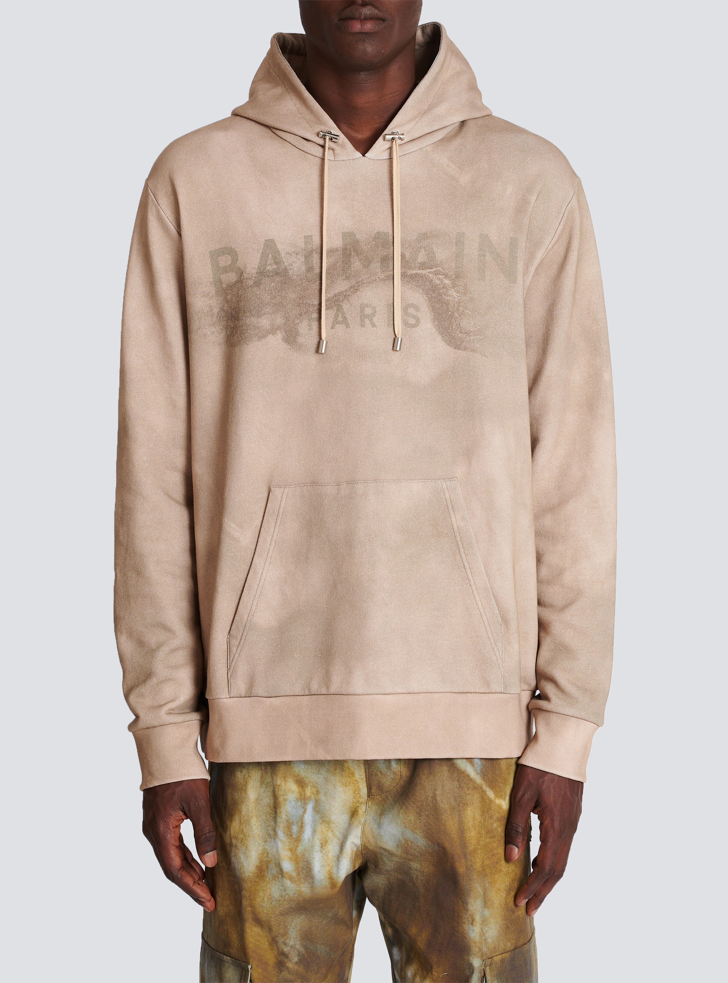 Hoodie in eco-responsible cotton with Balmain Paris desert logo print - 5