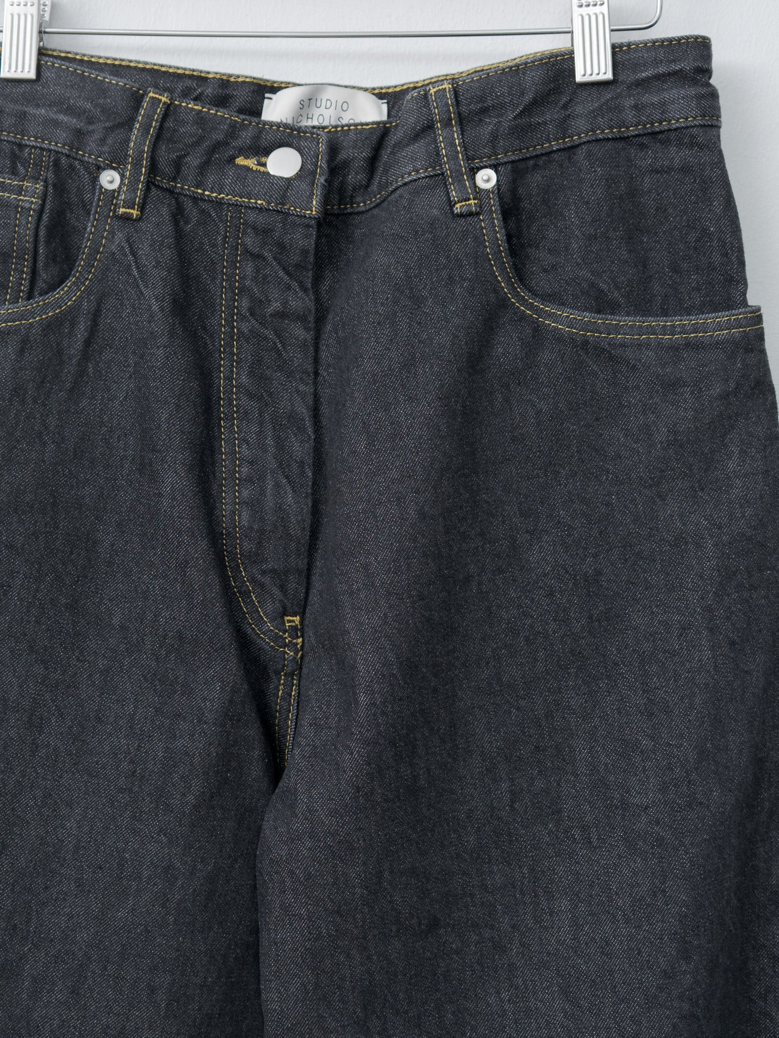Neive Denim - Black - 6