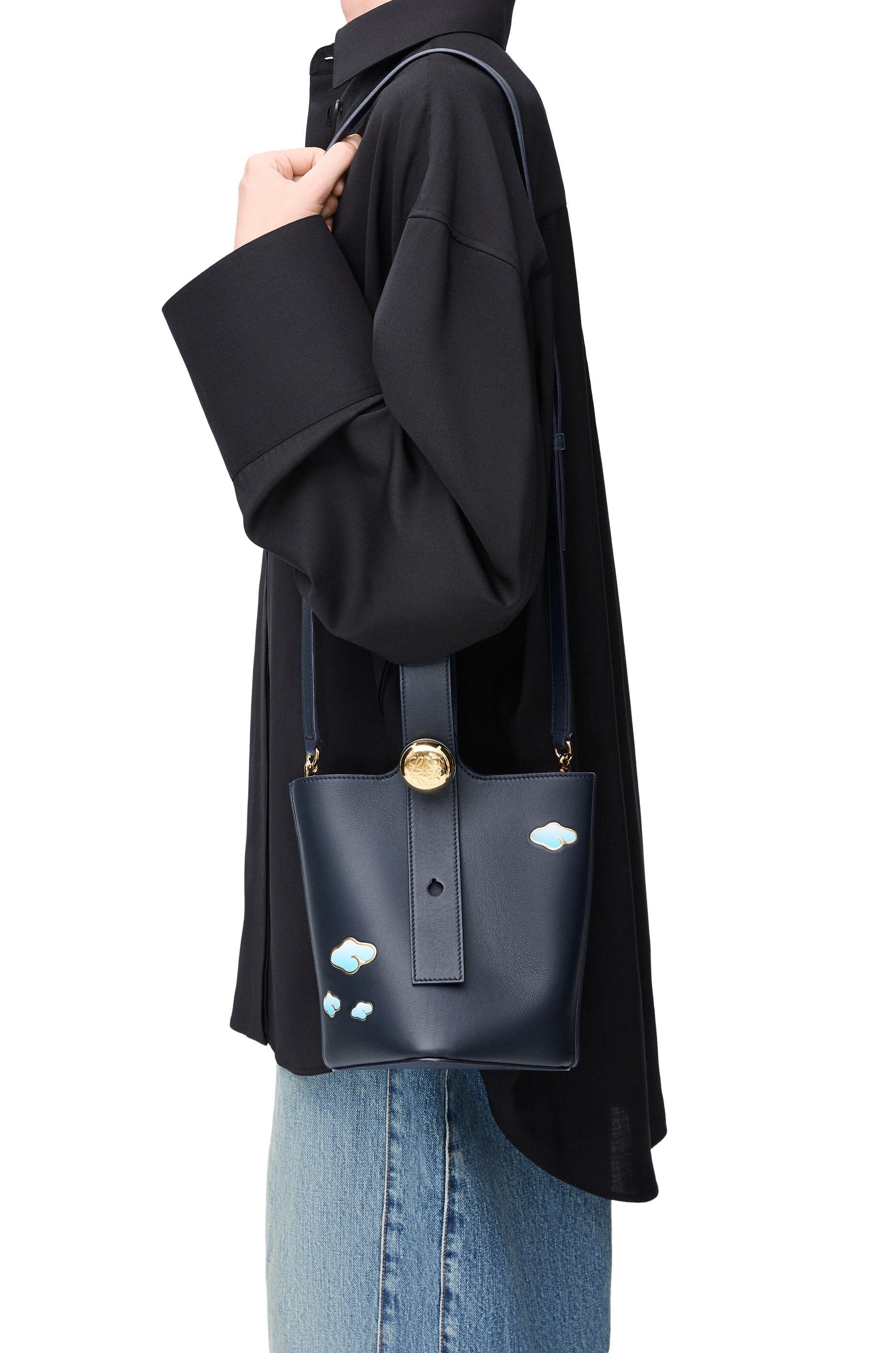 Mini Pebble bucket in nappa calfskin - 3