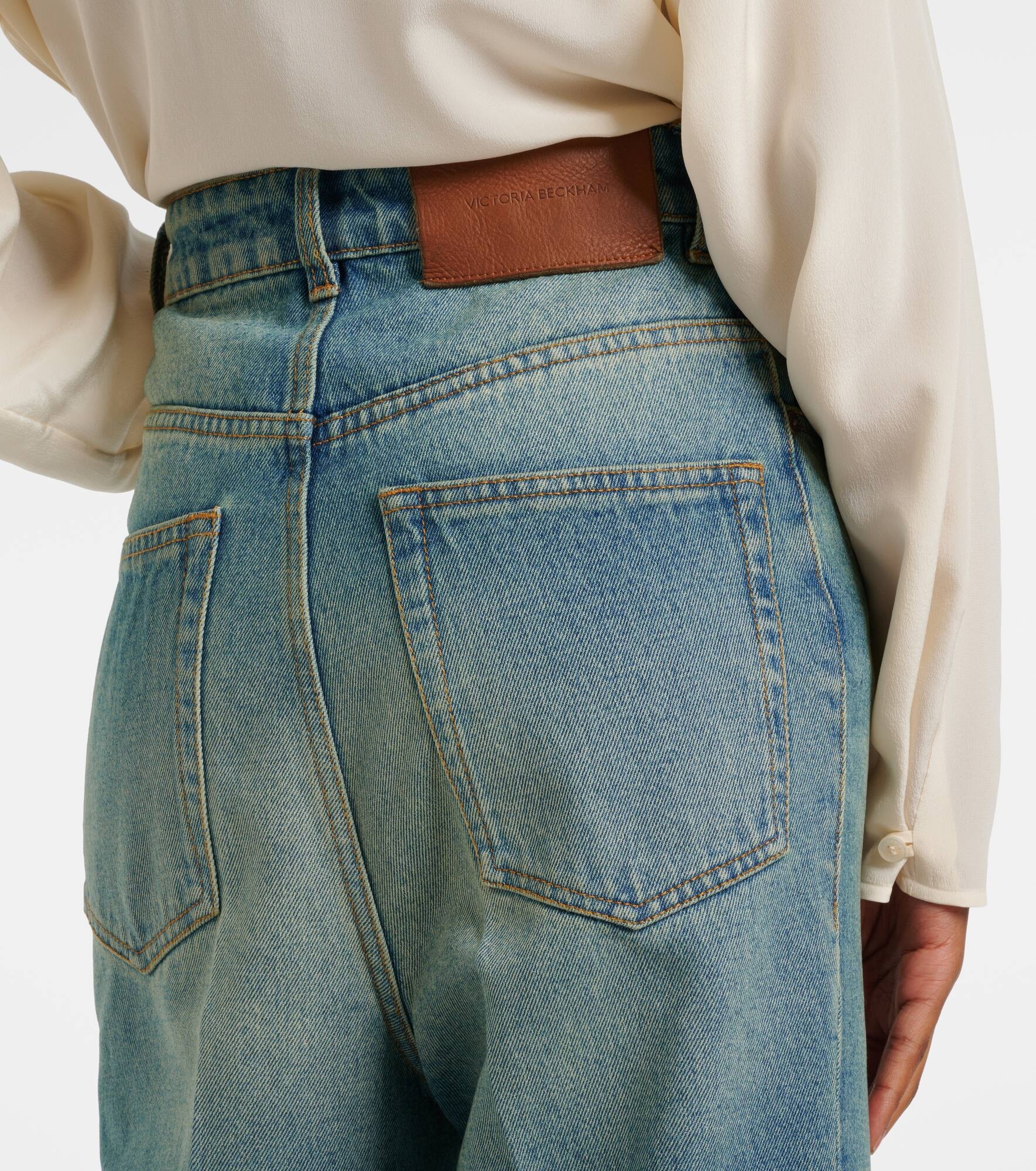 High-rise flared jeans - 6