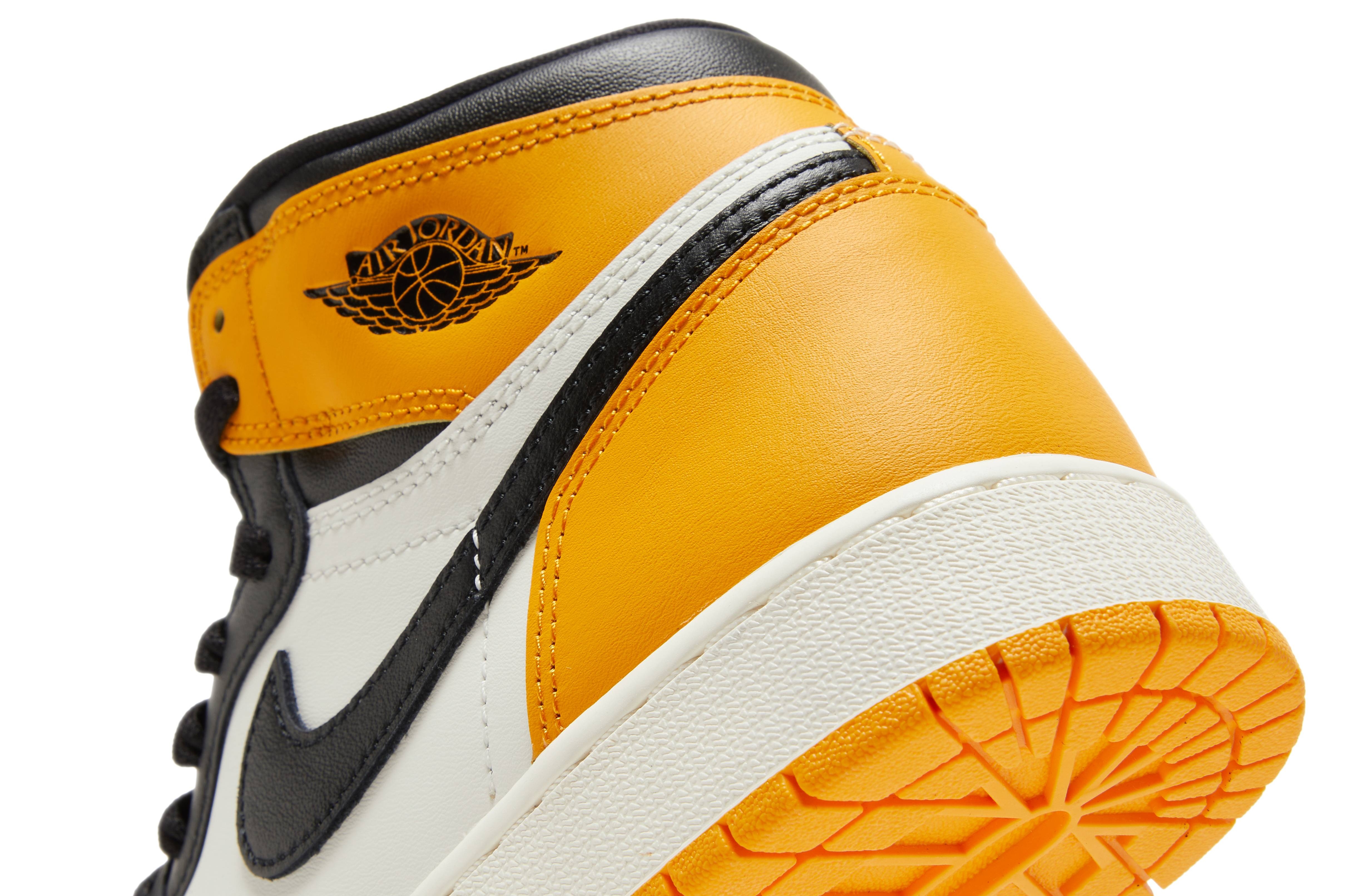 Air Jordan 1 Retro High OG 'Yellow Toe' - 10