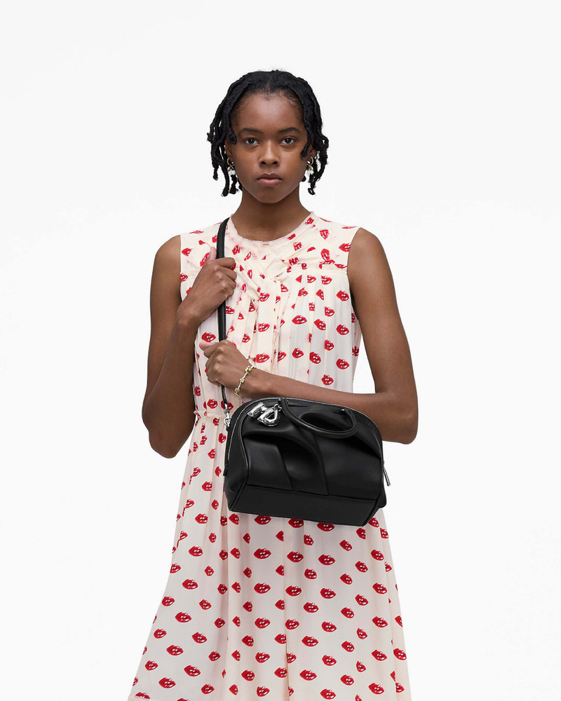 Marc Jacobs THE SMALL WAVE outlook