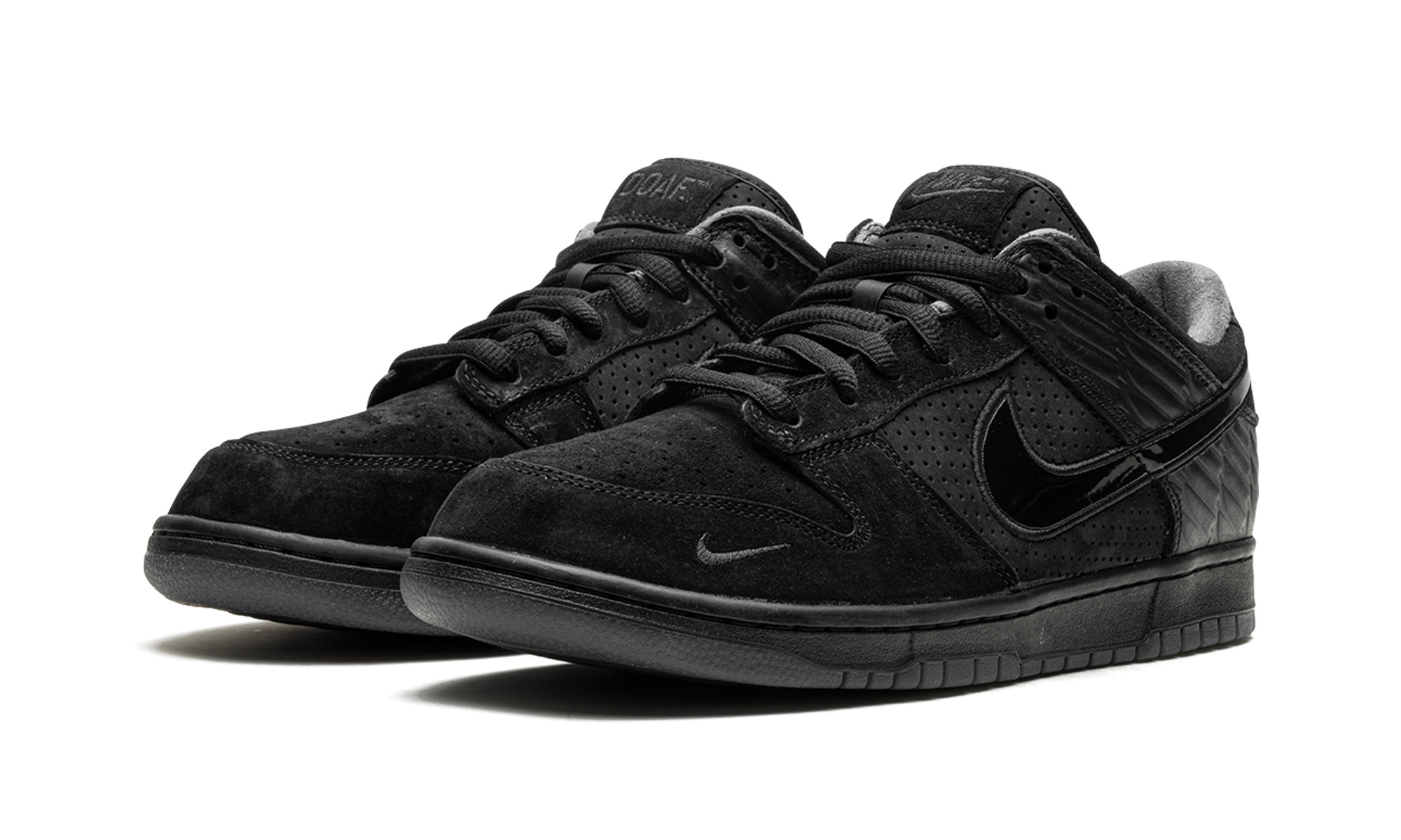 Dunk Low Black "Division Street - What The Duck Alternate" - 2