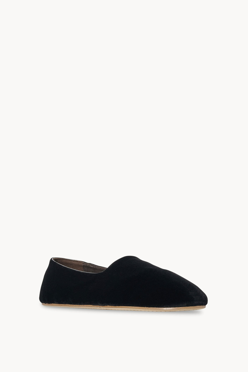 The Row Ponti Slipper outlook