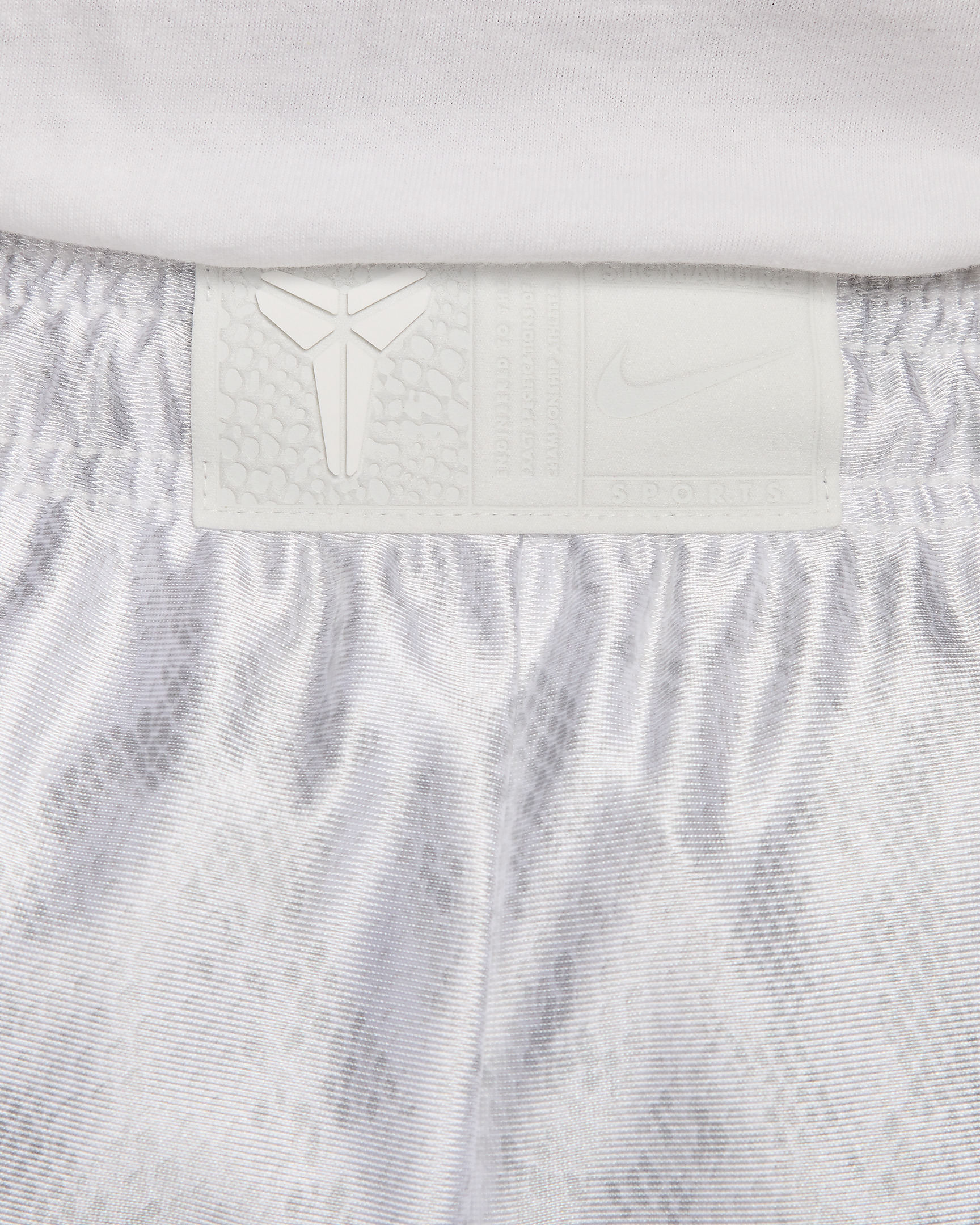KB Men's 6" Nike Dri-FIT Standard Issue Reversible Basketball Shorts - 6