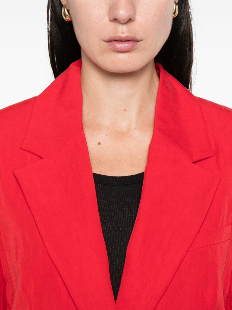 single-breasted blazer 5