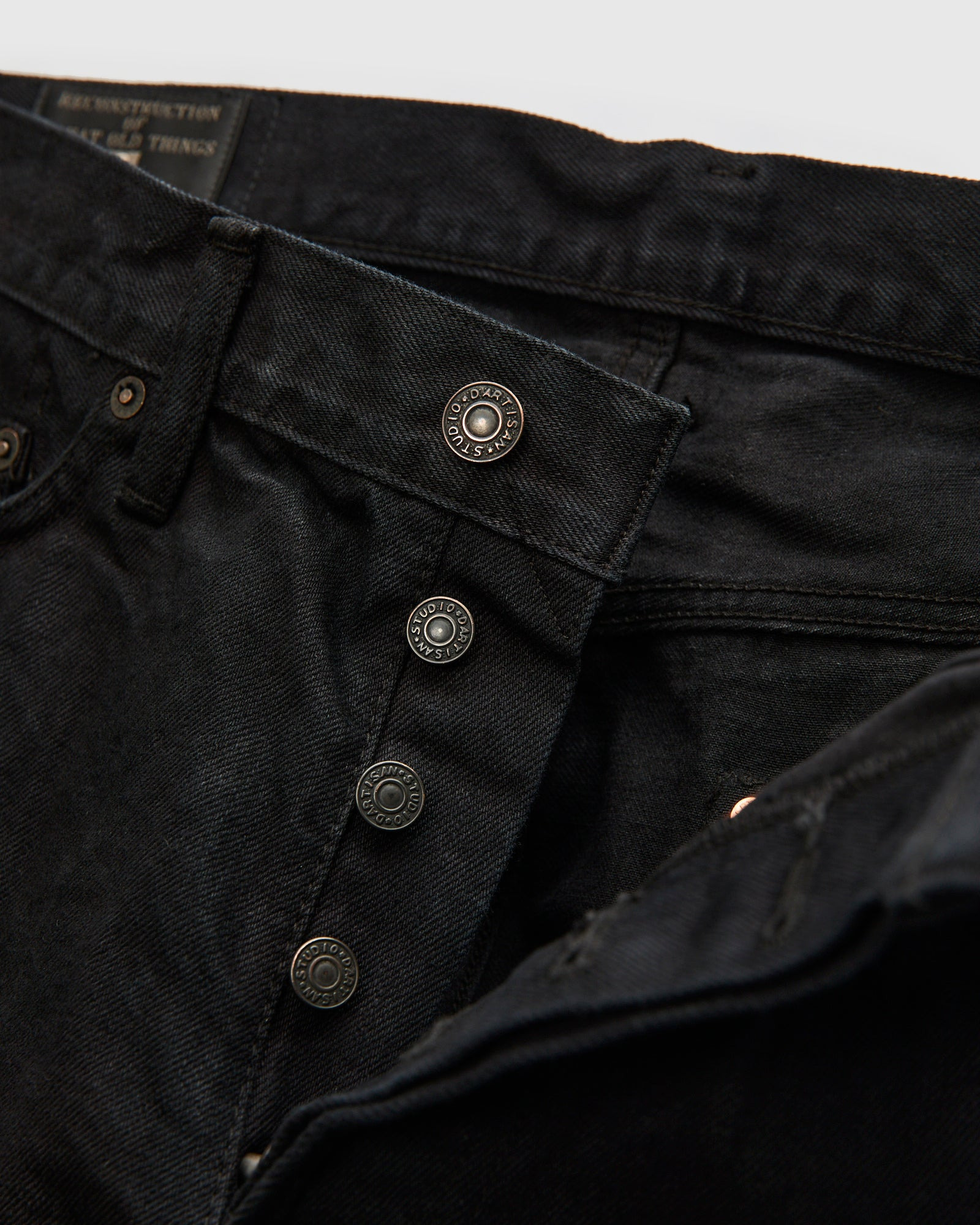D1899S "Kyoto Montsuki" 13.5oz Kuro Overdye x Natural Indigo Selvedge Denim - Tapered Fit - 7