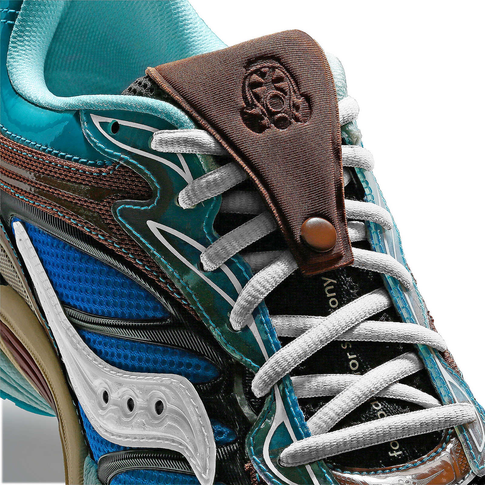 Foot Patrol X Saucony ProGrid Omni 9 - 8