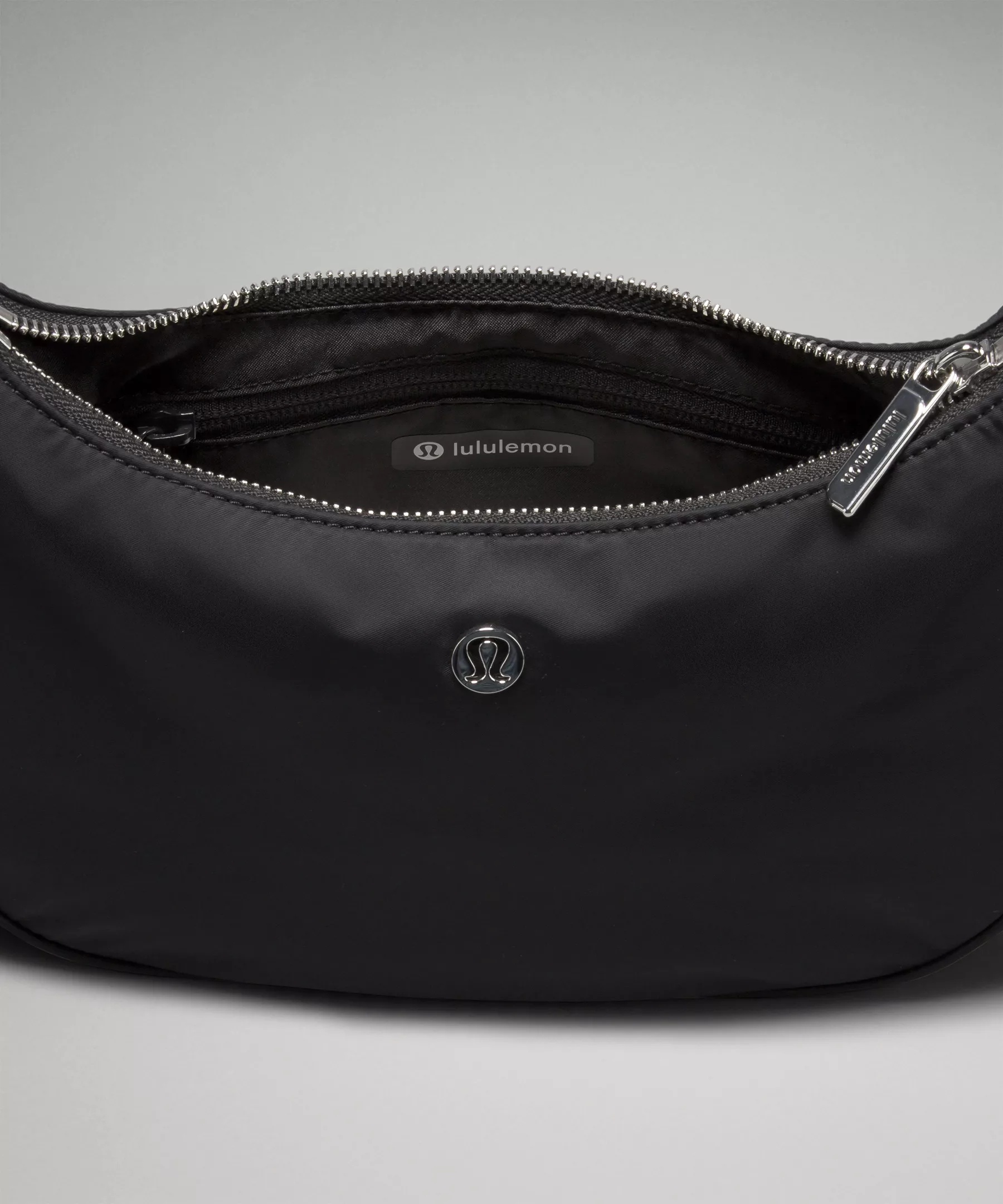 Adjustable Mini Shoulder Bag 3L - 4