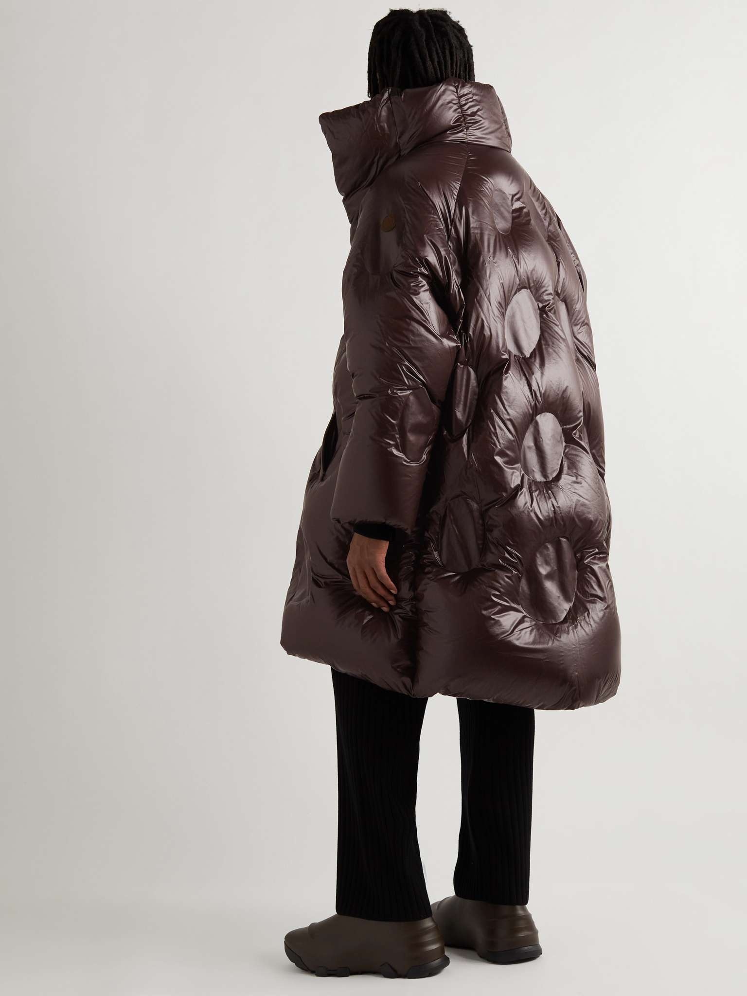 + Dingyun Zhang Iaphia Oversized Quilted Glossed-Shell Hooded Down Coat - 2