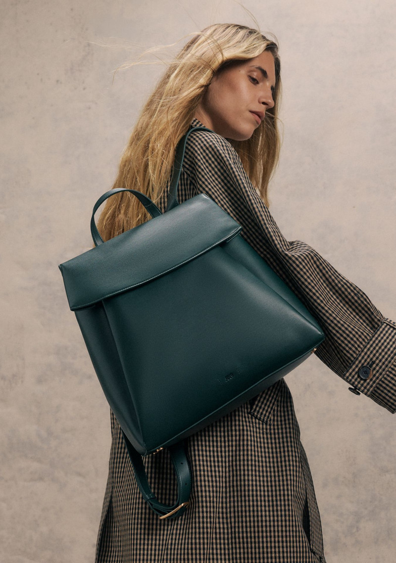 July Juliette Soft Backpack outlook