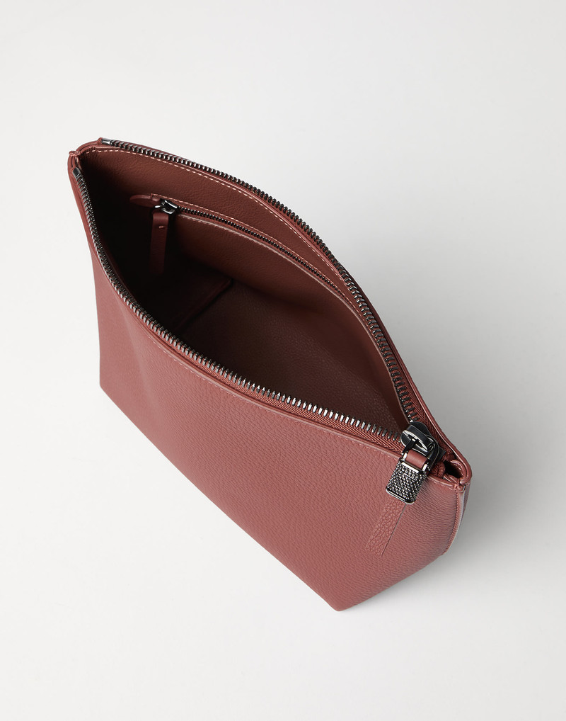 Grained calfskin pouch with shiny zipper pull 5
