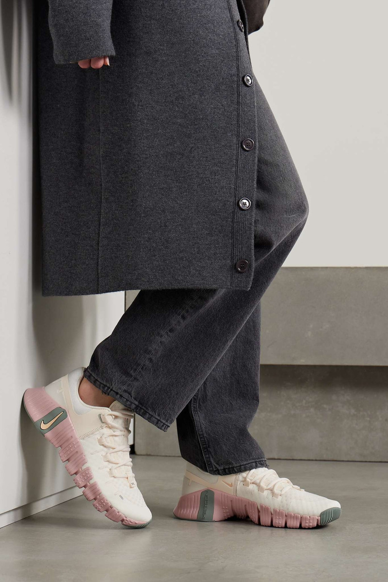 Nike Free Metcon 5 rubber-trimmed mesh sneakers outlook