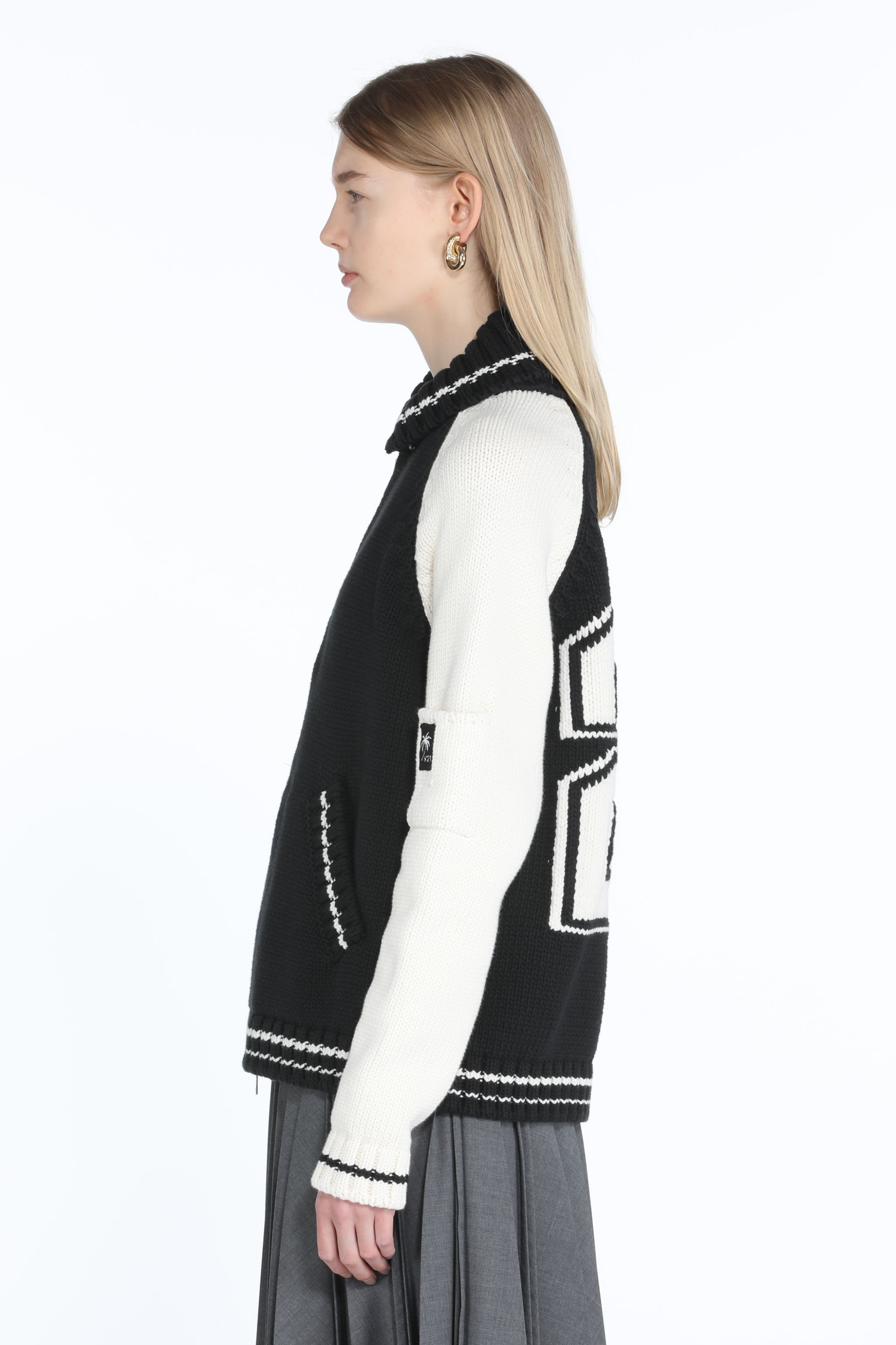 ブルゾン N21 numero ventuno FW25 BOMBER JACKET (O011 5246 9000) 242-ELH-W-JKT-BO-06-3LN-NPU-