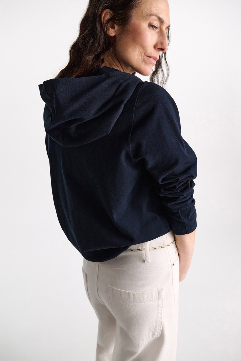 SPORTY ROMANCE shirt 5