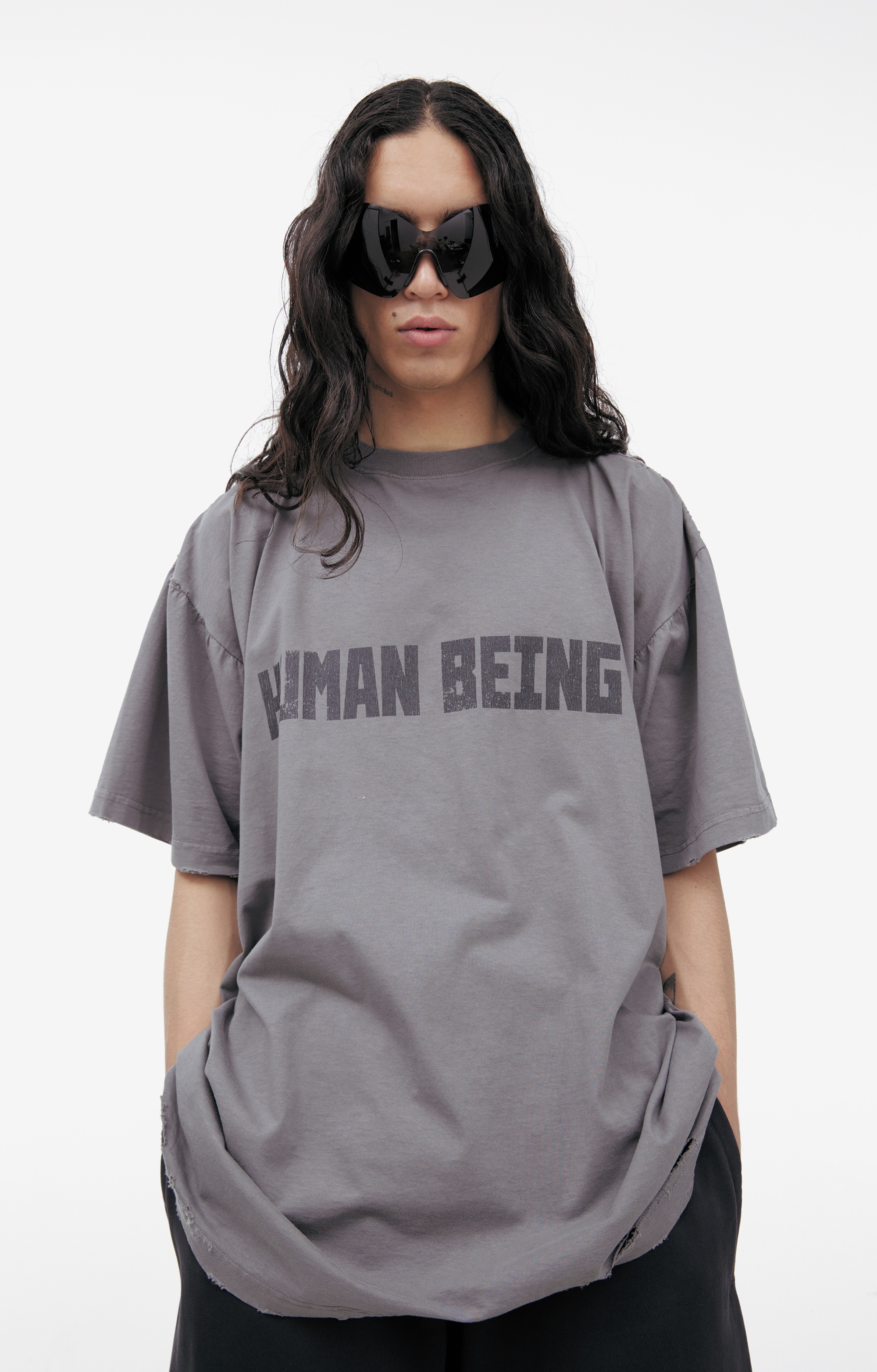 'HUMAN BEING' T-SHIRT - 4