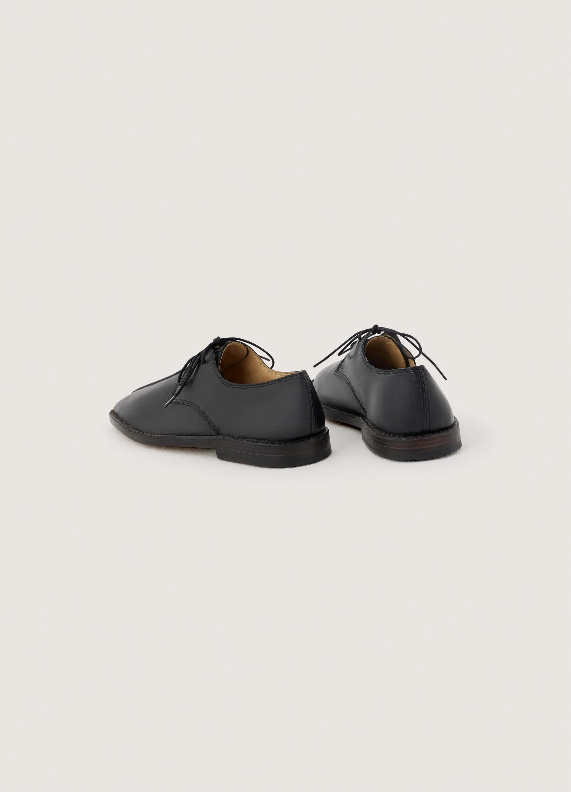 FLAT LACED DERBY
SHINY NAPPA LEATHER - 4