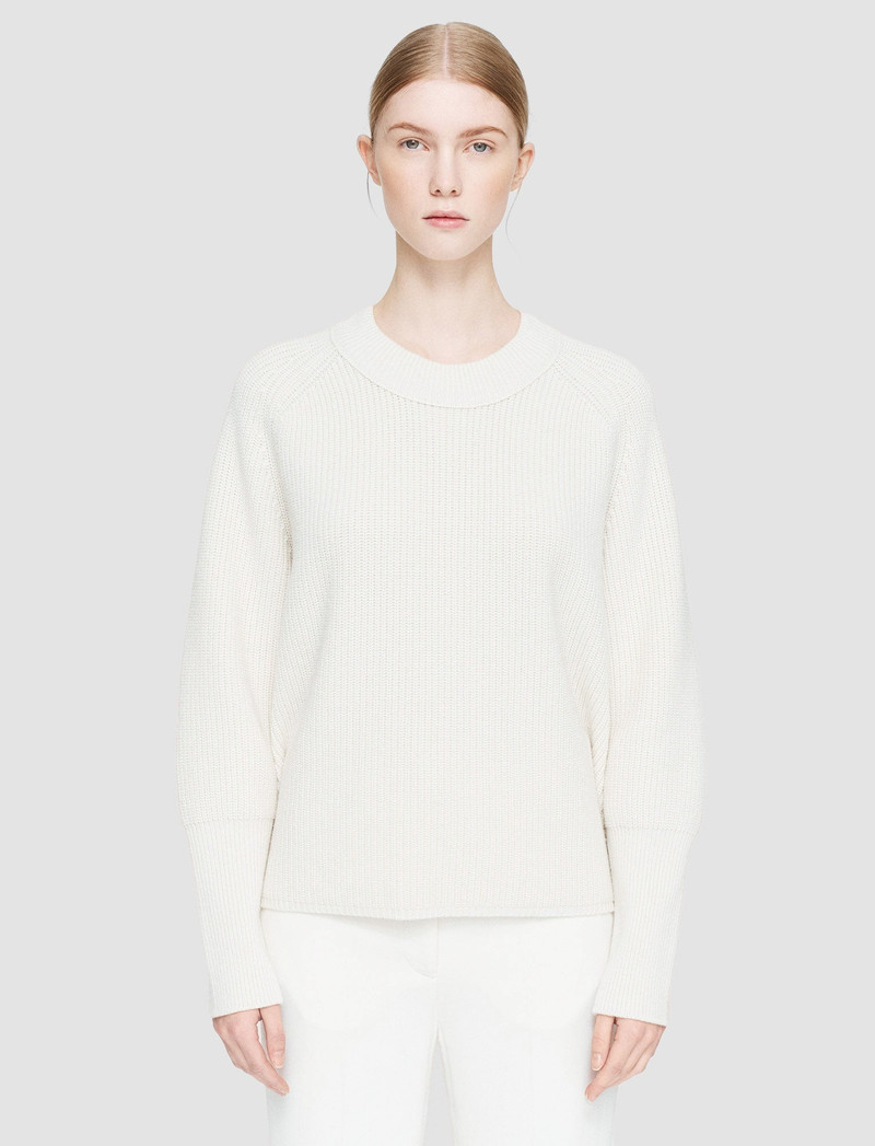 Light Cardigan Stitch Round Neck Jumper 3