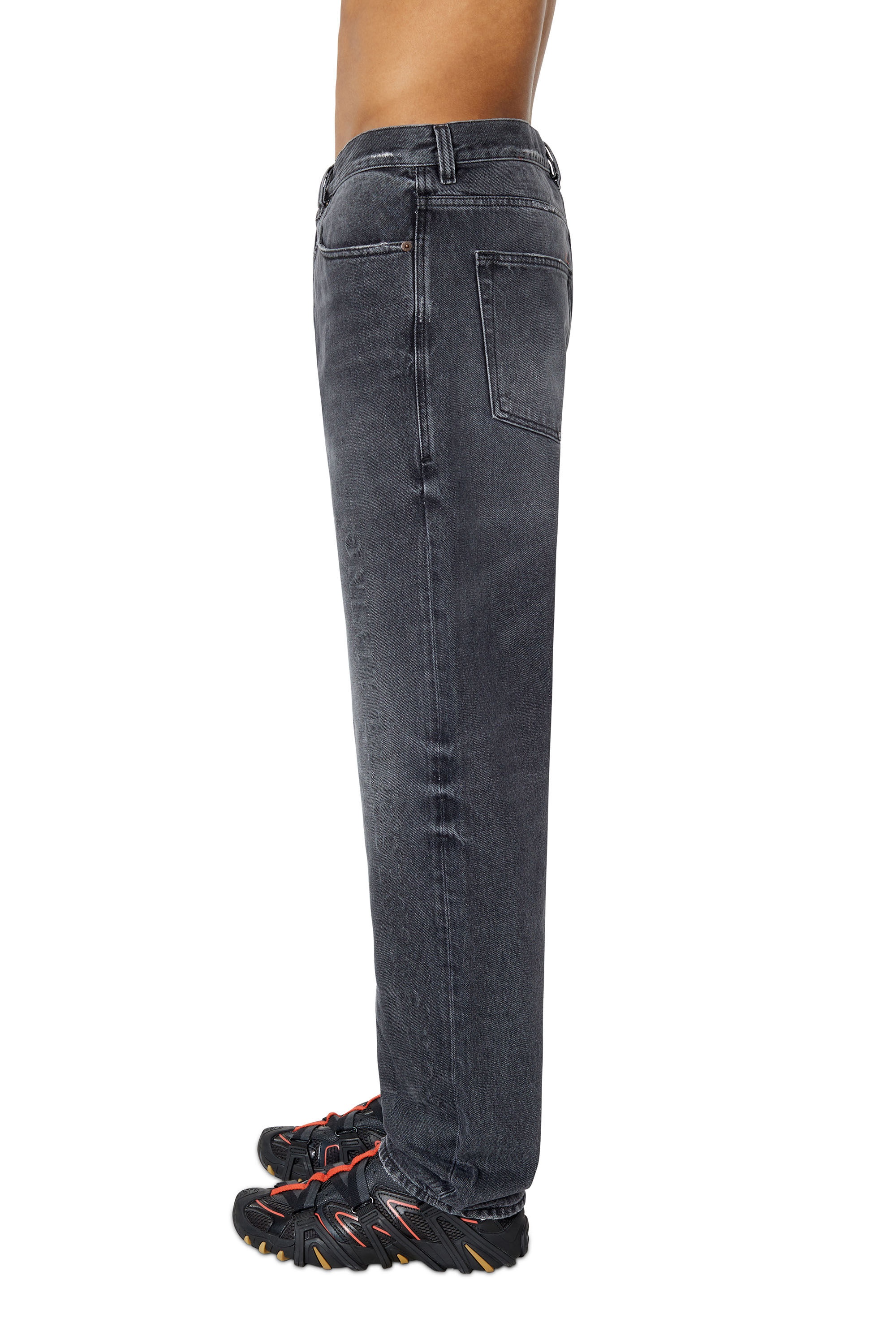 2010 007J5 STRAIGHT JEANS - 5