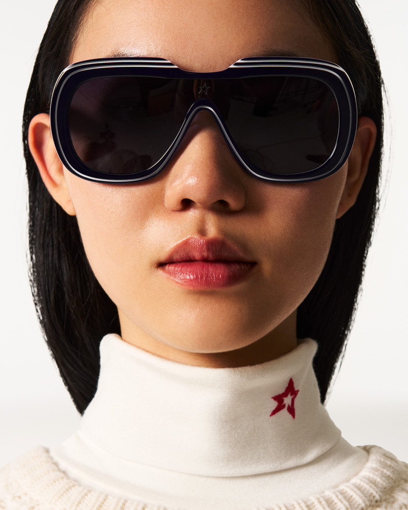 PERFECT MOMENT Freestyle Sunglasses outlook