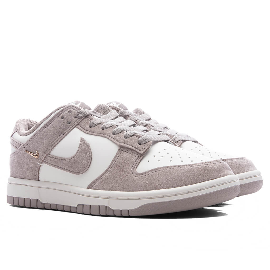 WOMEN'S DUNK LOW - SAIL/MALT/METALLIC GOLD - 2