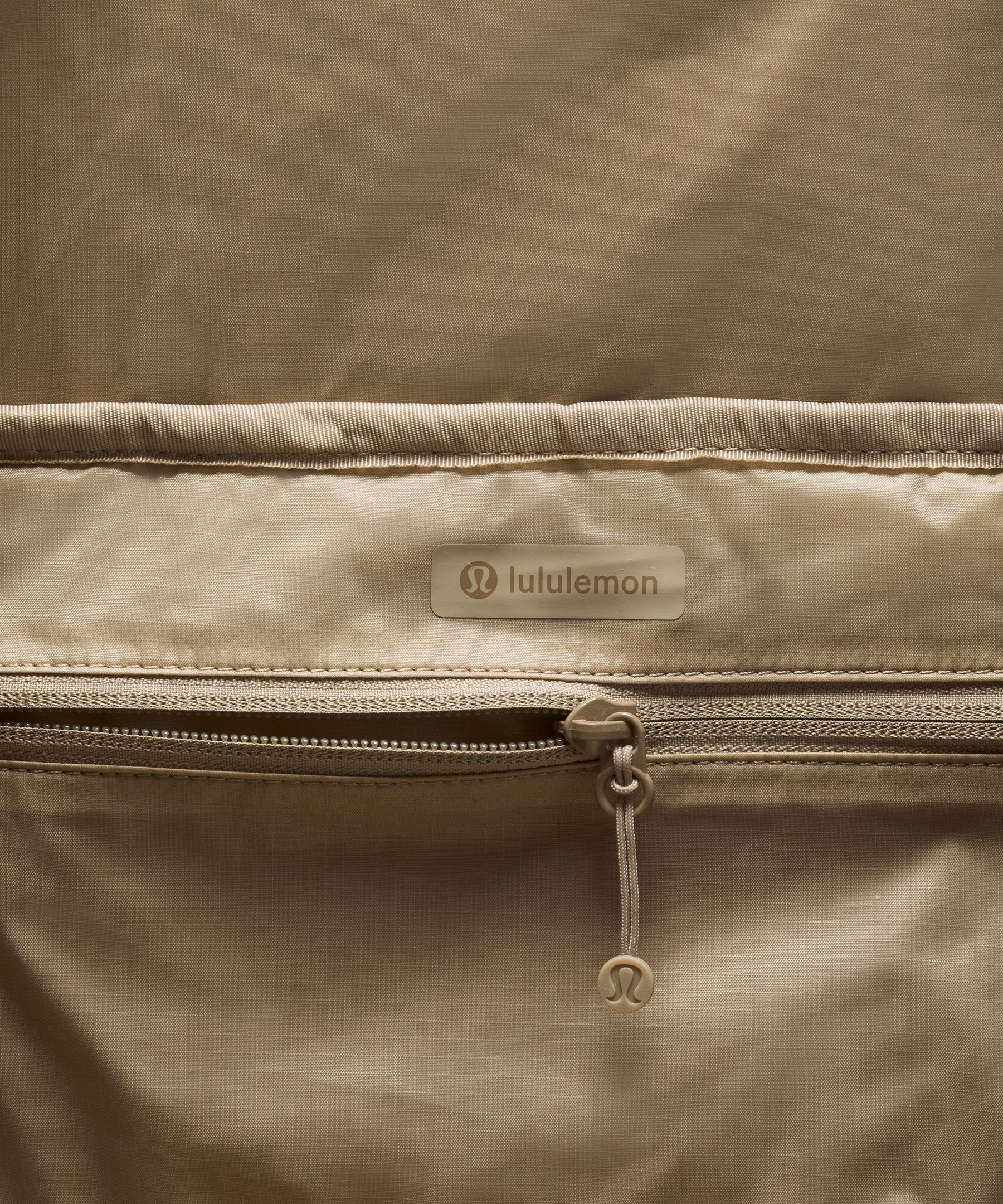 3-in-1 Gym Duffle Bag 30L - 4