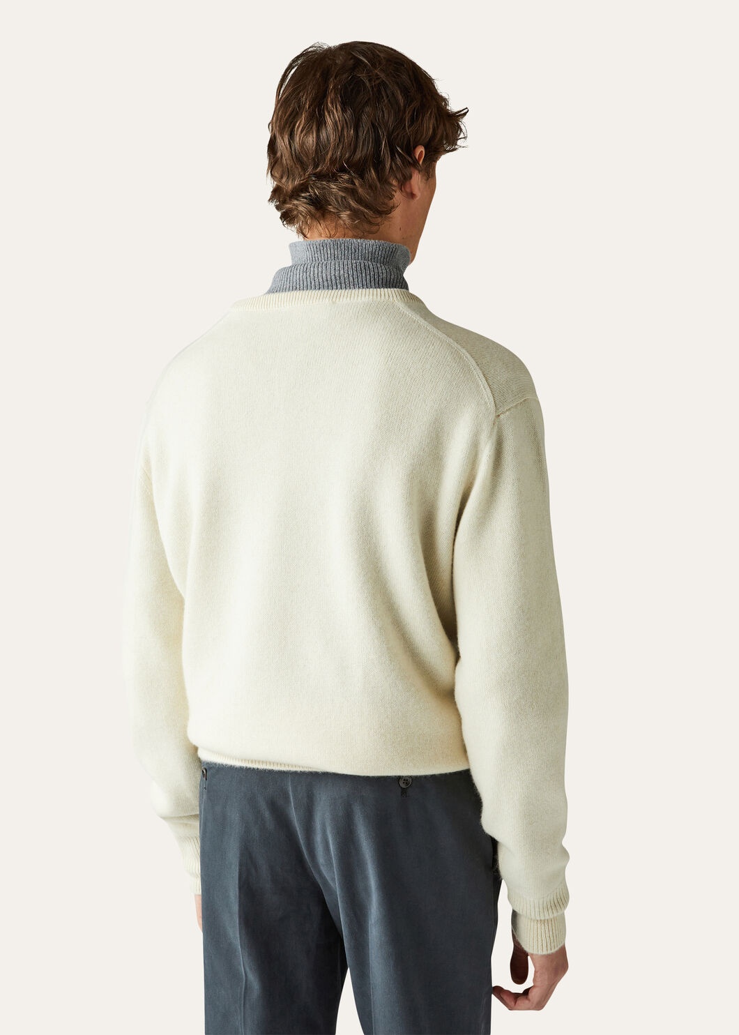 Loro V-Neck Sweater - 9