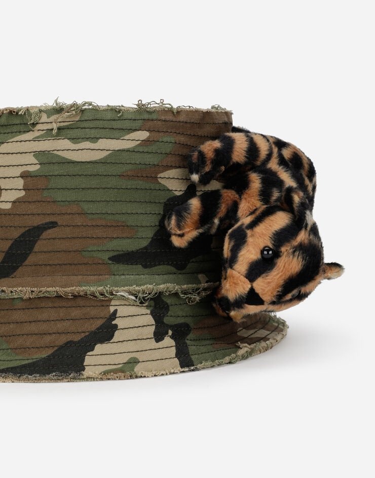 Camouflage-print bucket hat with soft toy detailing - 4