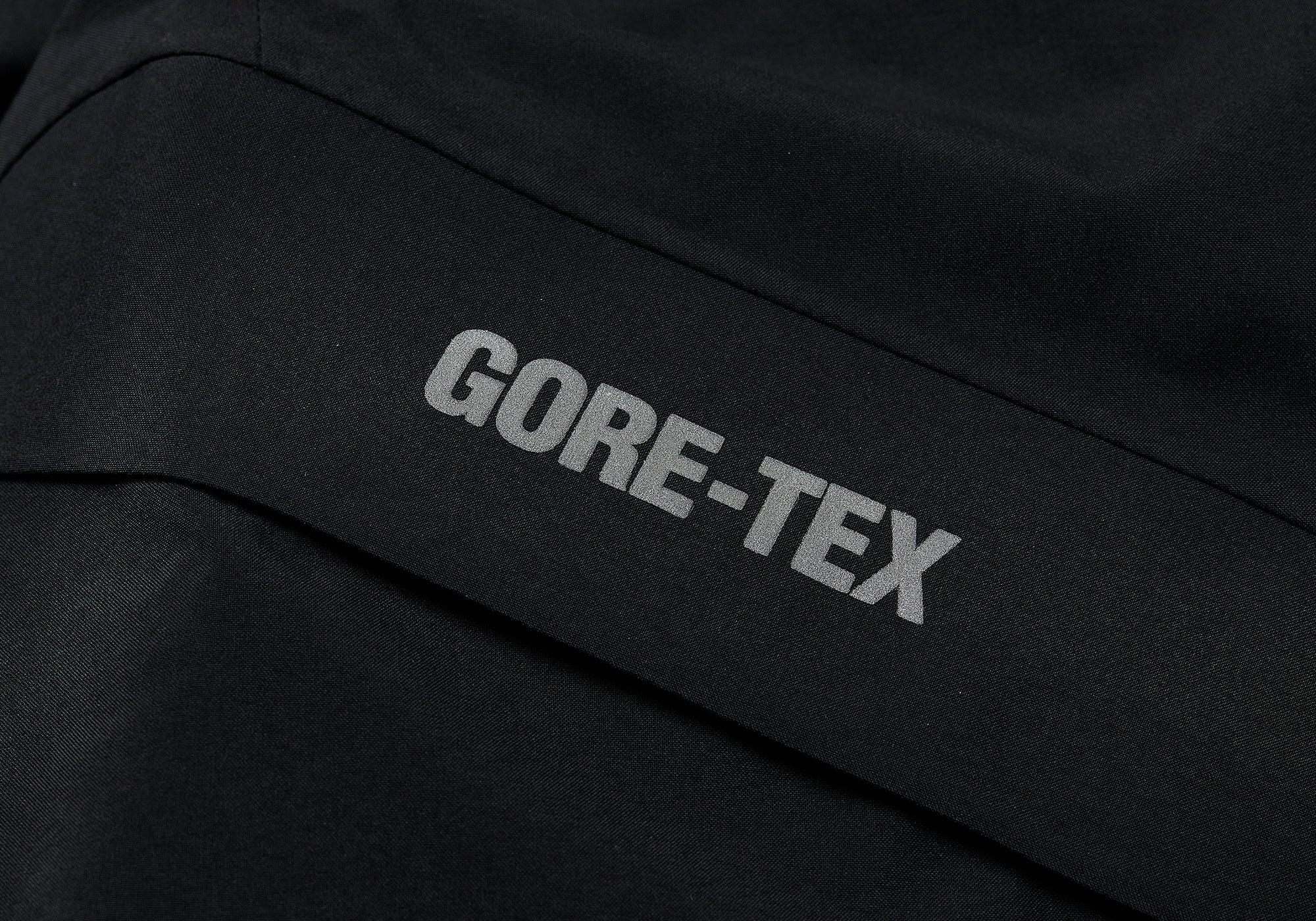GORE-TEX R-TEK CARGO SHORT BLACK - 7