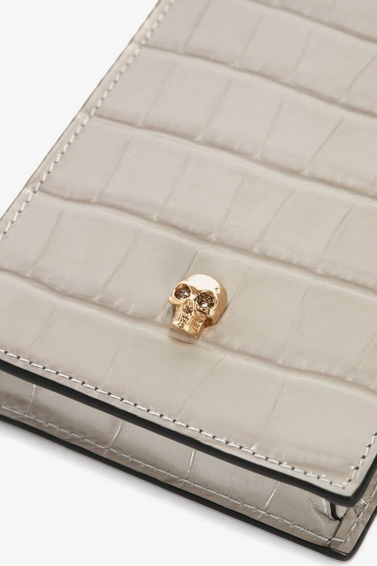 Skull Phone Case With Chain in Grey - 4