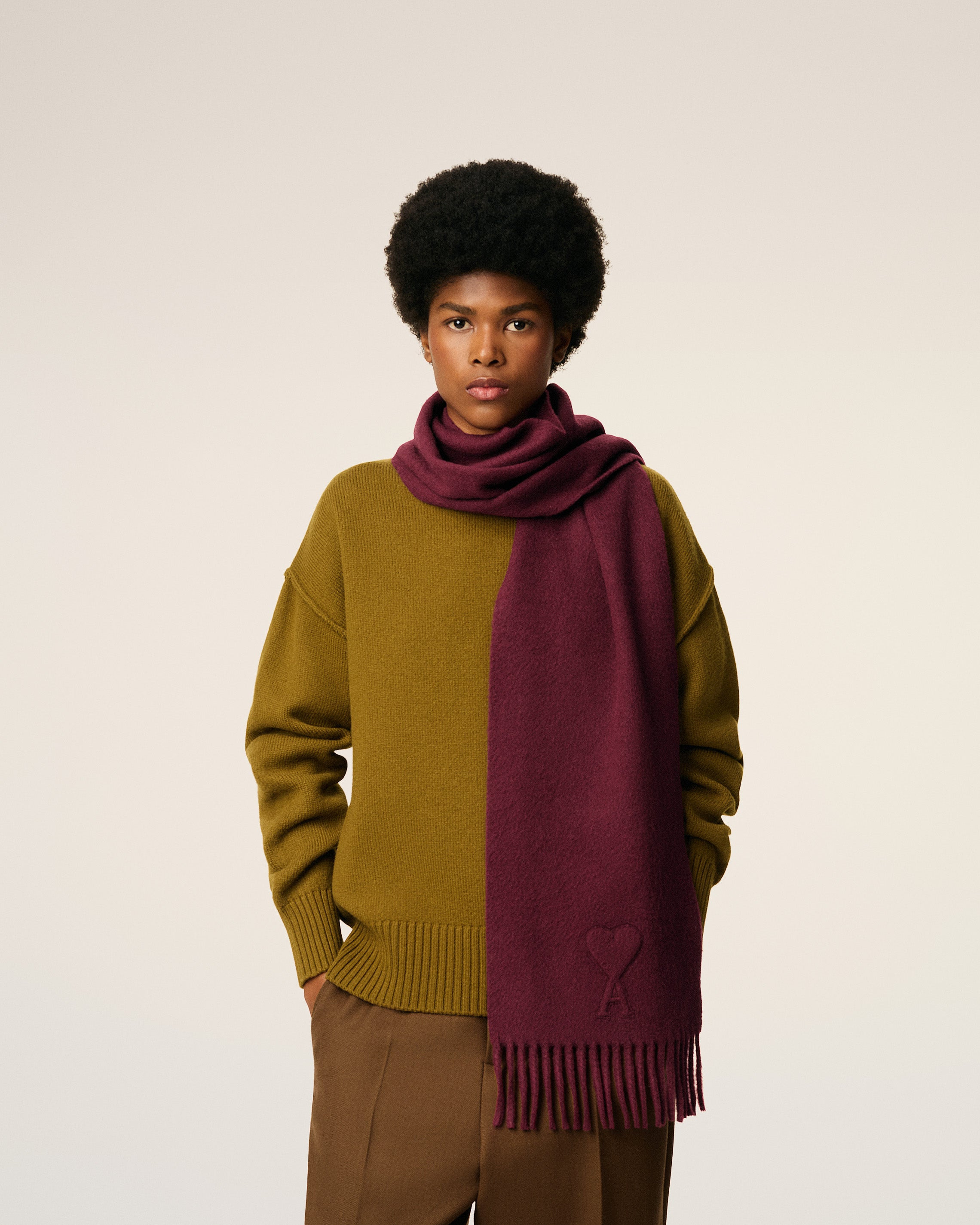 BURGUNDY  WOOL EMBOSSED AMI DE COEUR SCARF - 2