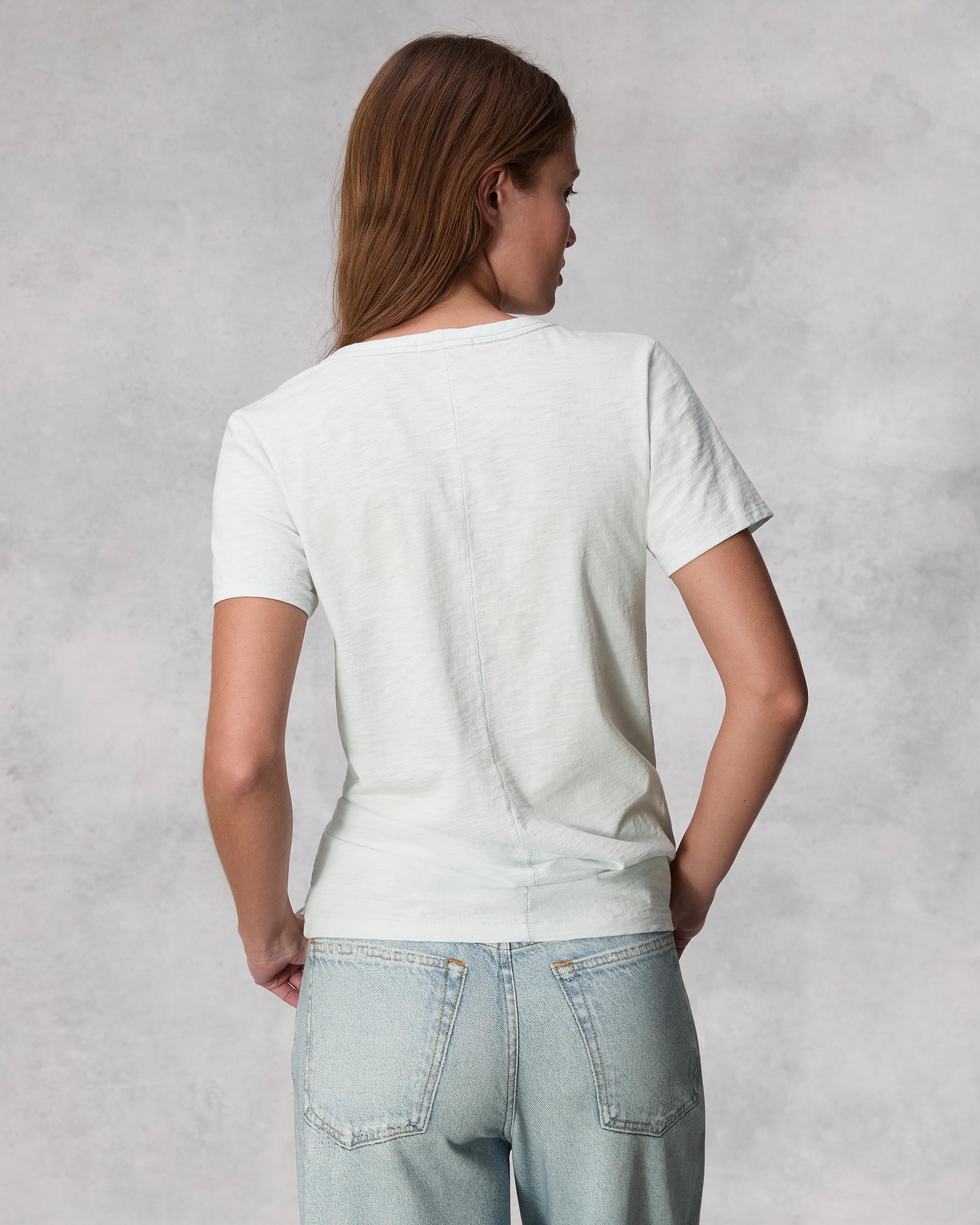 The Slub Vee
Organic Pima Cotton T-Shirt - 4