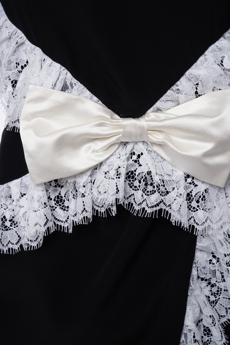 SILK DRESS WITH LACE RUFFLE AND BOW - 3