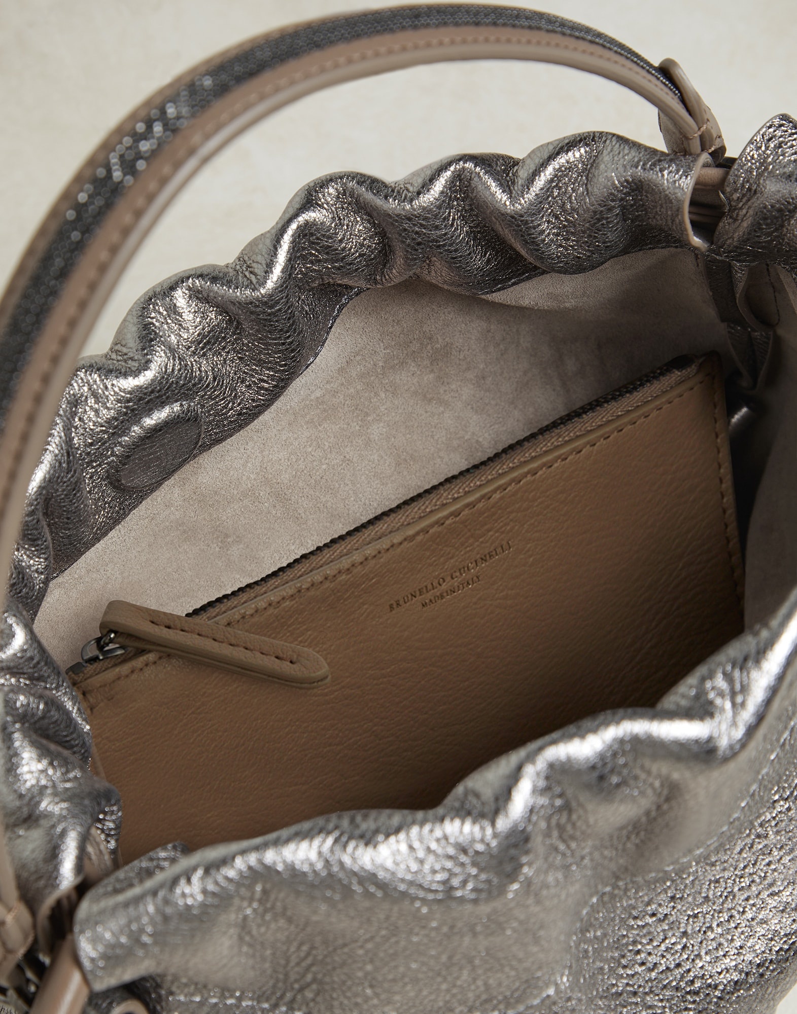 Lamé leather bucket bag with shiny handle - 5