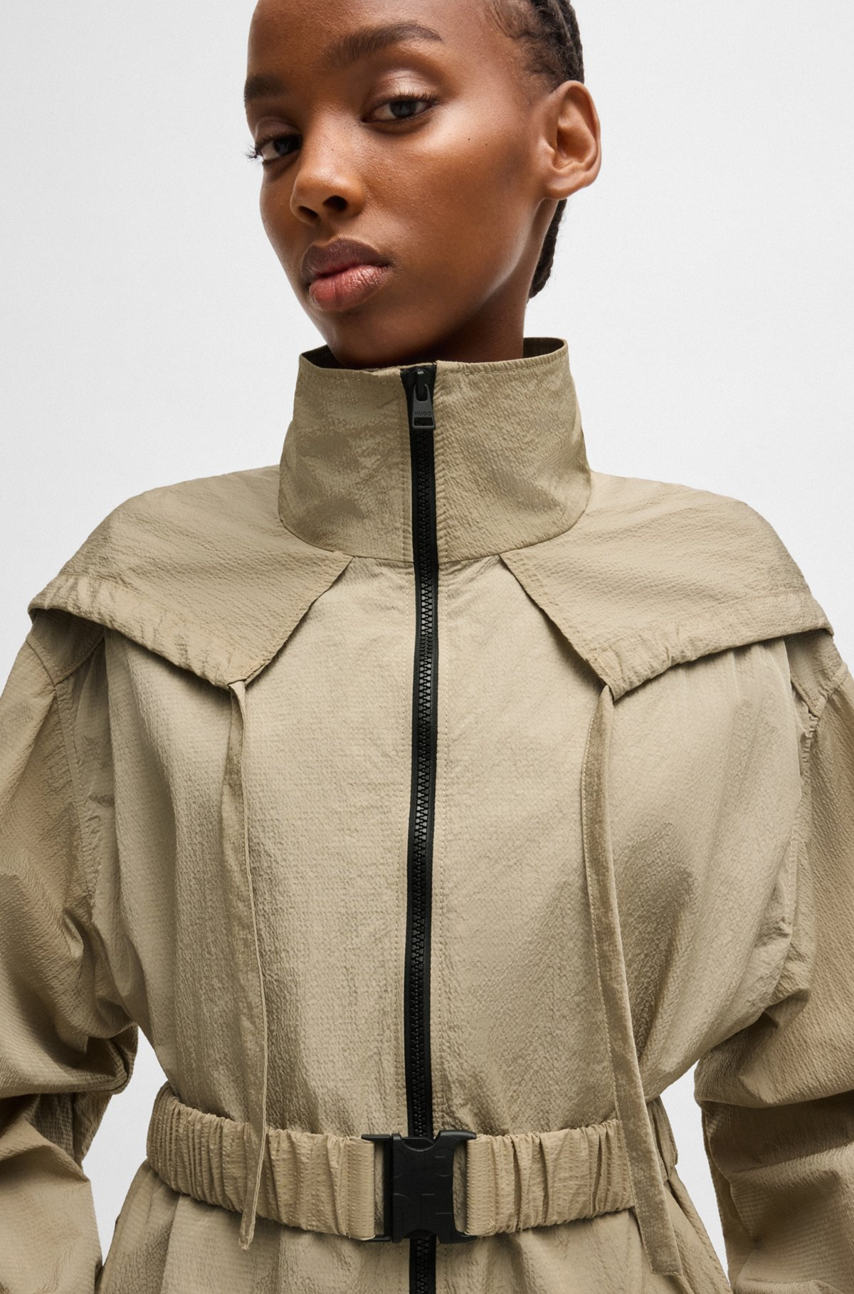 LONG-LENGTH BELTED PARKA JACKET IN SEERSUCKER FABRIC - 5