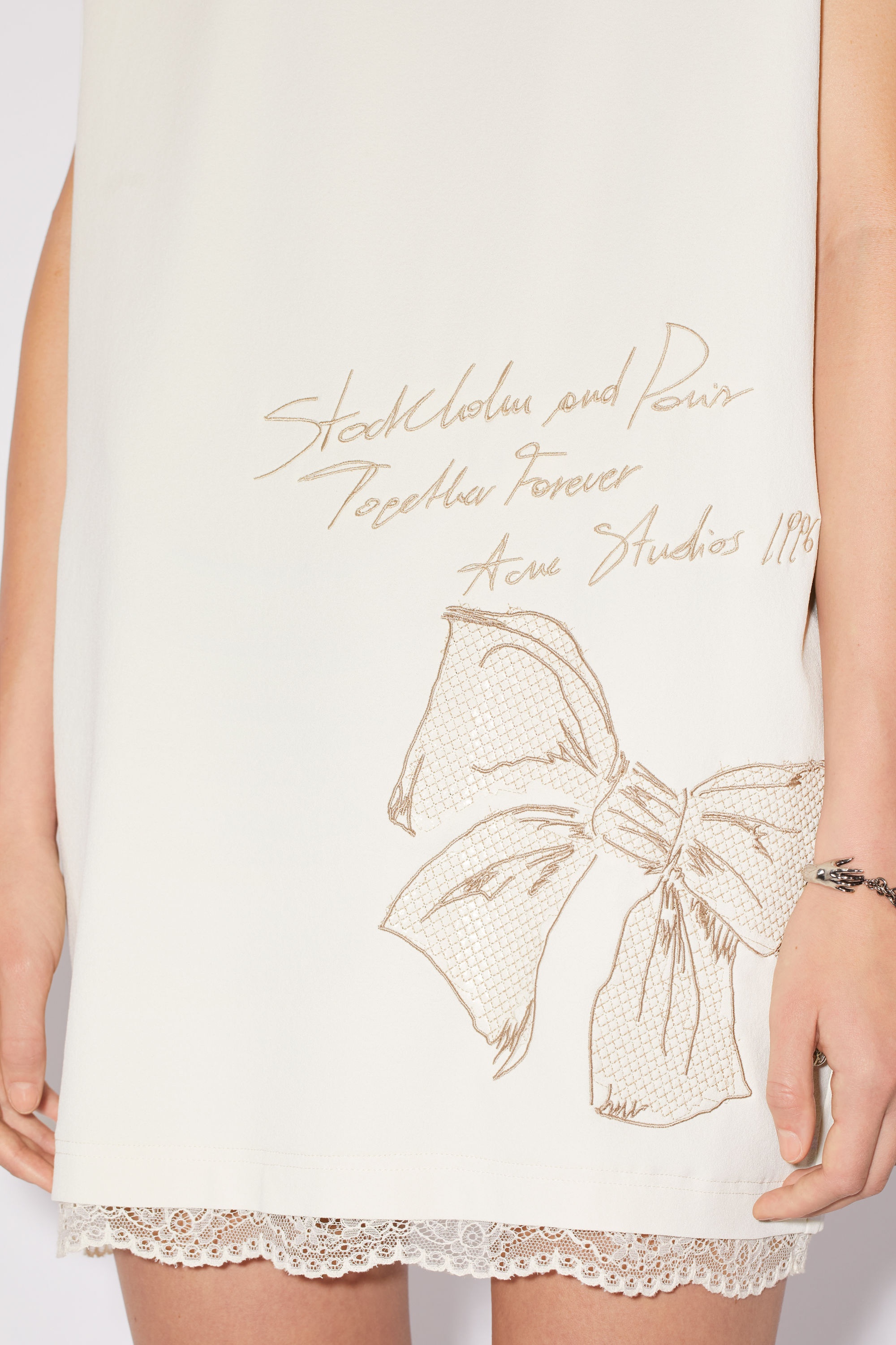 Embroidered dress - Dusty white - 5
