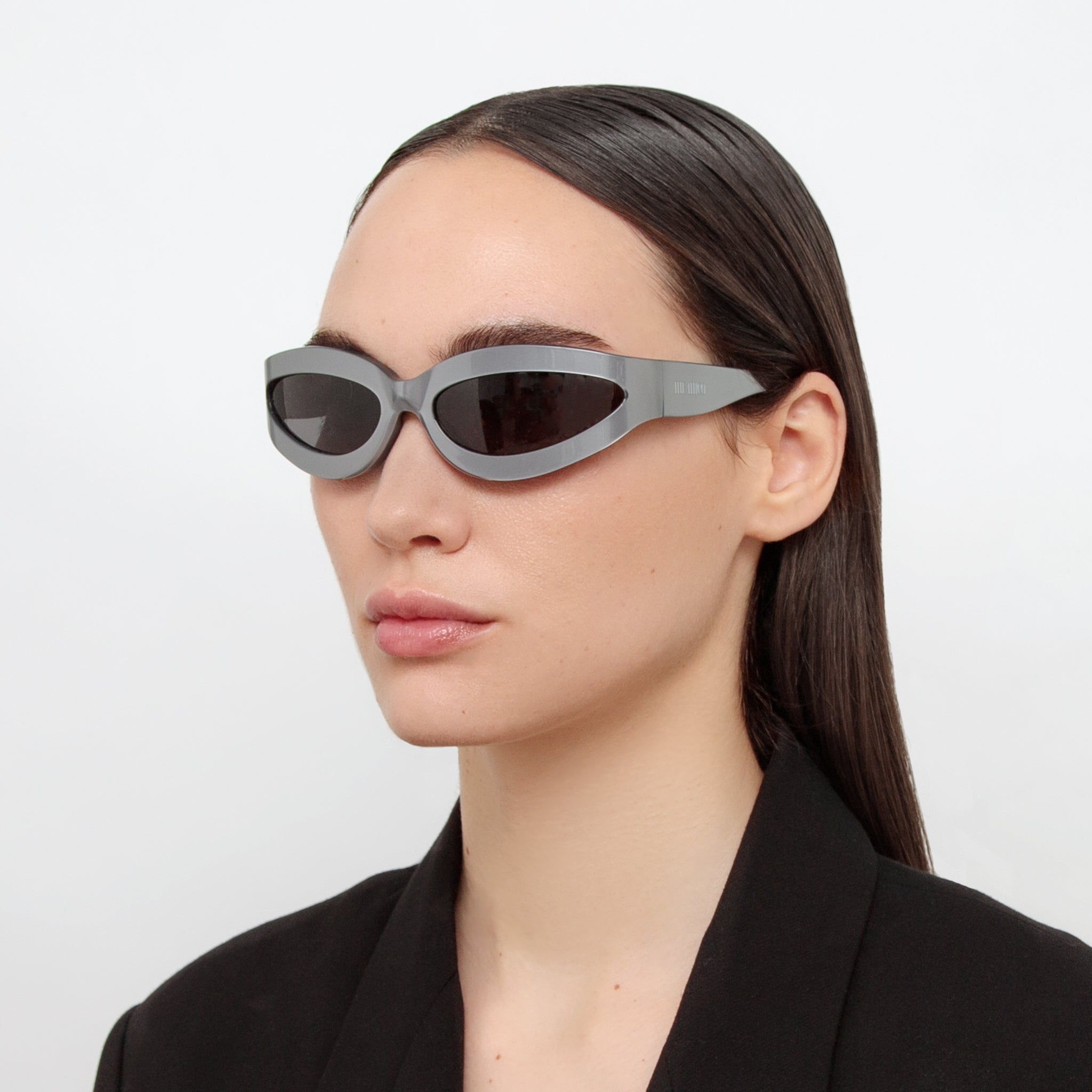 Agnes Wrap Sunglasses in Silver - 2