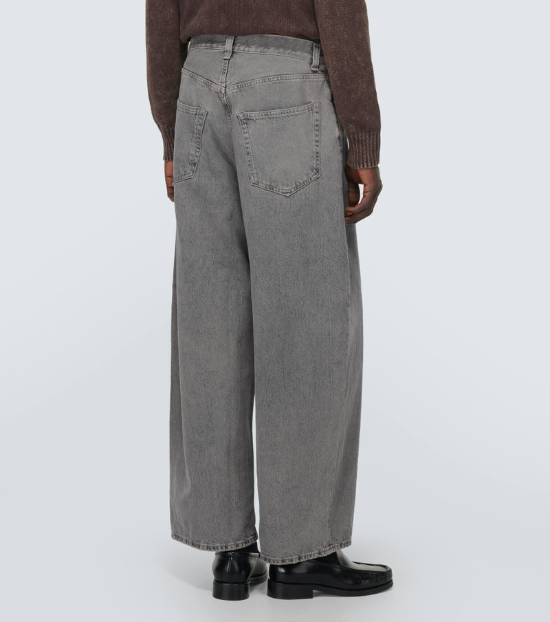1981M low-rise wide-leg jean 4