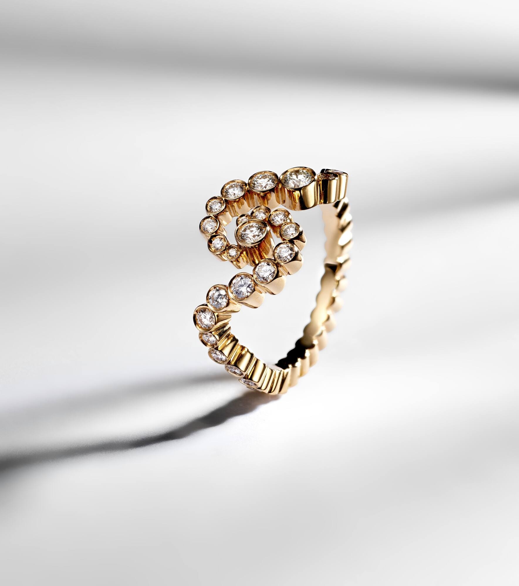 Ensemble De Ciel 18kt gold ring with diamonds - 5