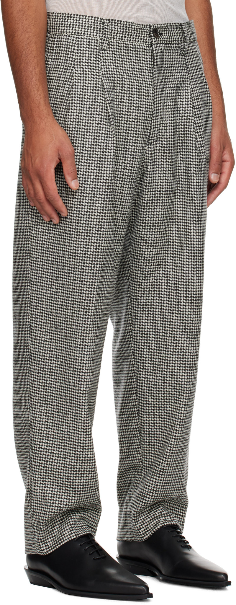 TAKAHIROMIYASHITA TheSoloist. White & Black Two Tuck Front Trousers outlook