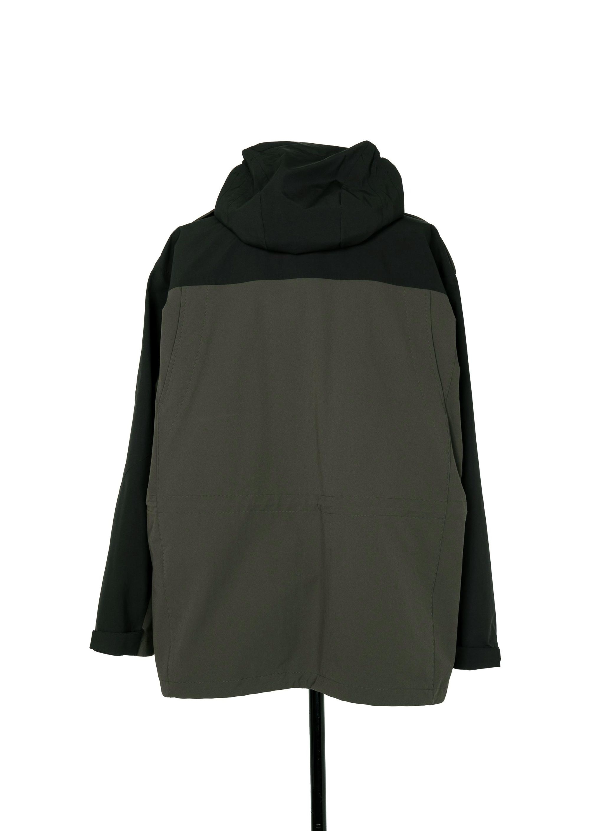 Nylon Stretch Water-Repellent Blouson - 4