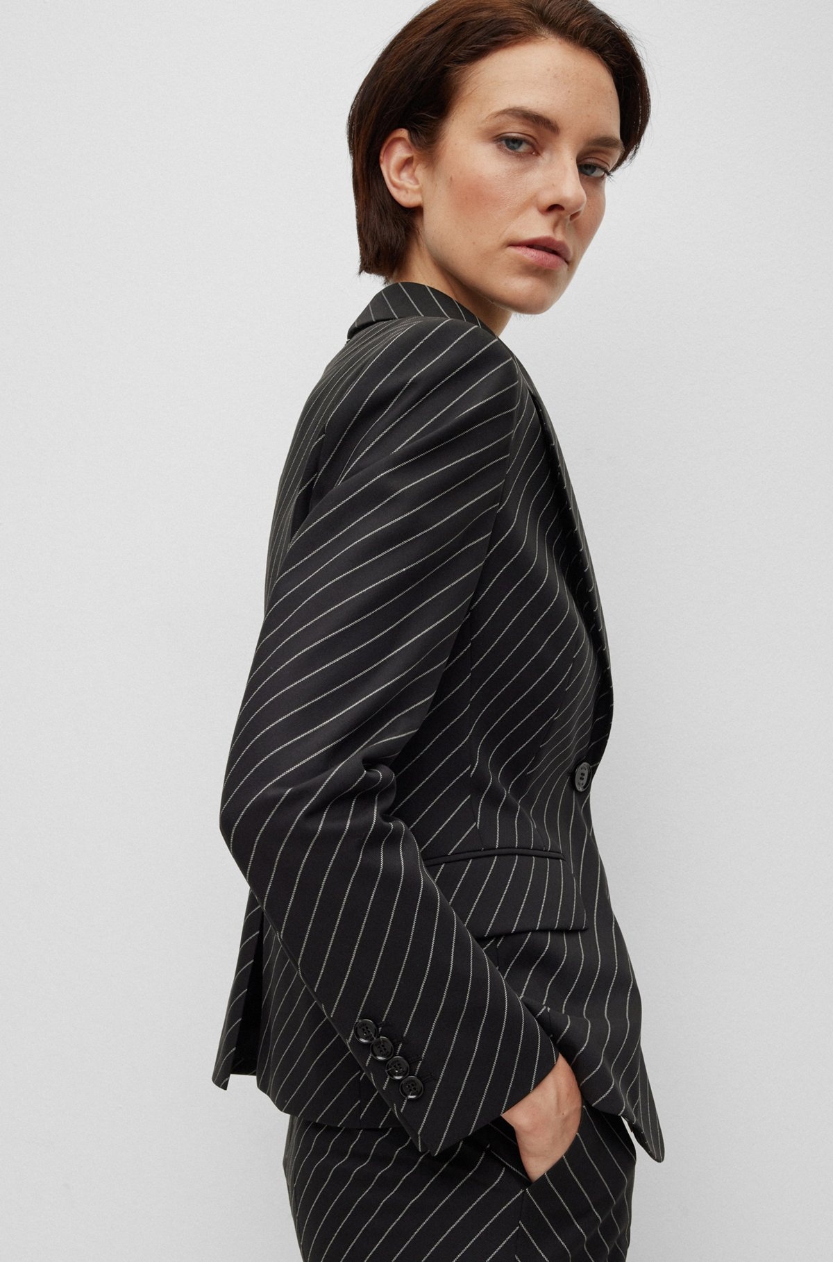 SINGLE-BREASTED JACKET IN STRIPED STRETCH WOOL - 6