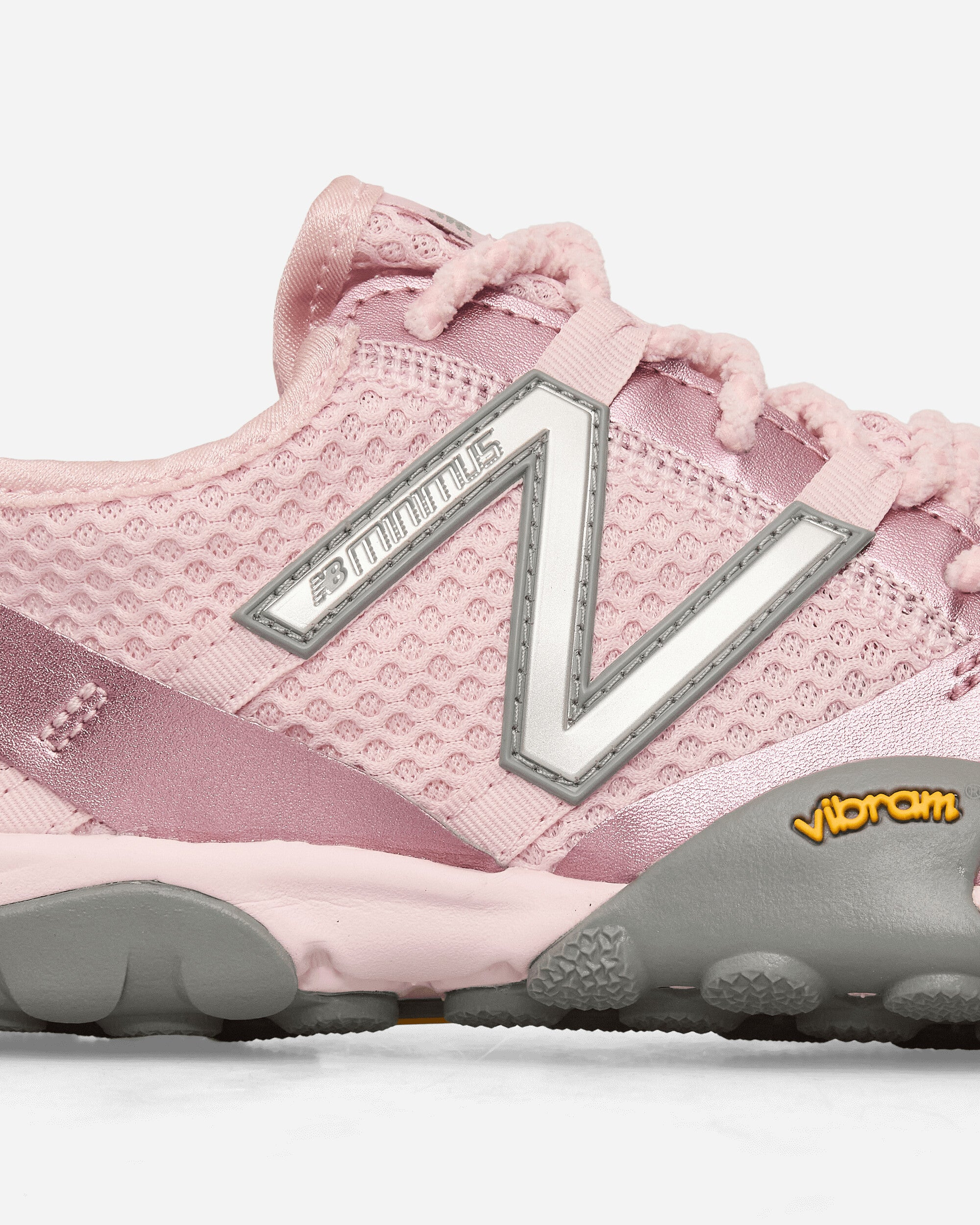 MT10O Sneakers Rose Sugar / Pink Taffy - 6
