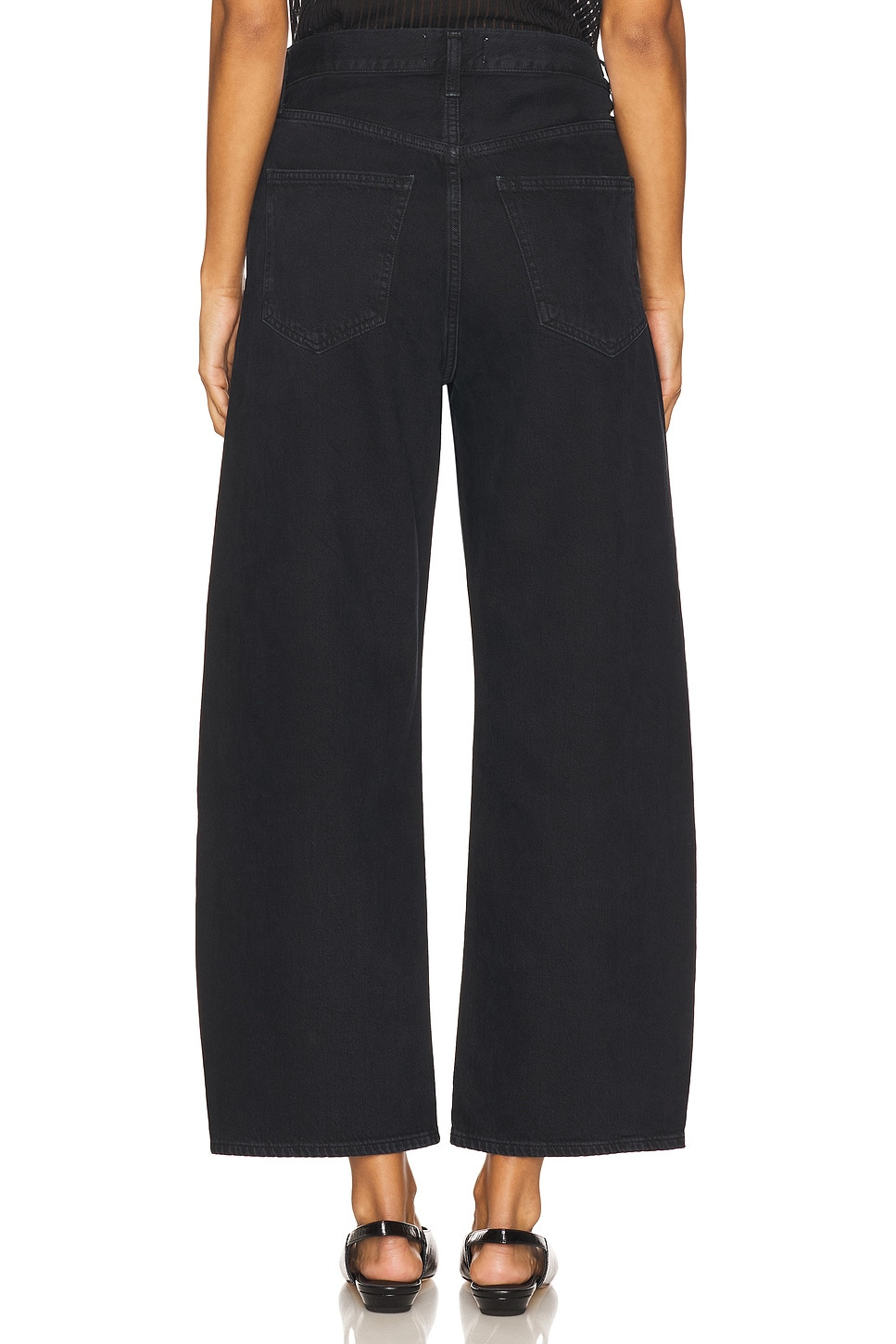 Low Curve Crop Jeans - 4