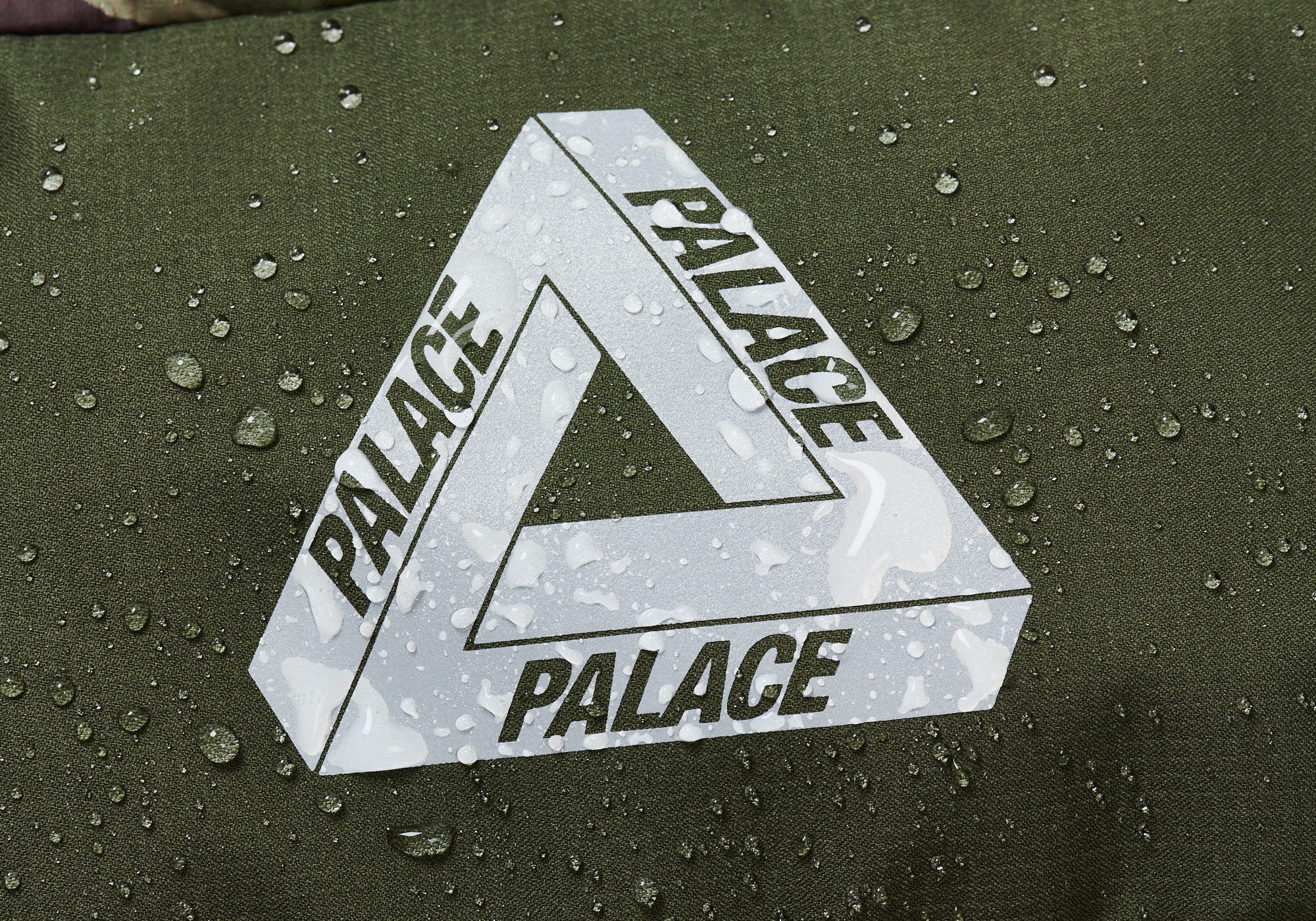 PALACE GORE-TEX INFINIUM PUFFA GREEN CAMO - 9