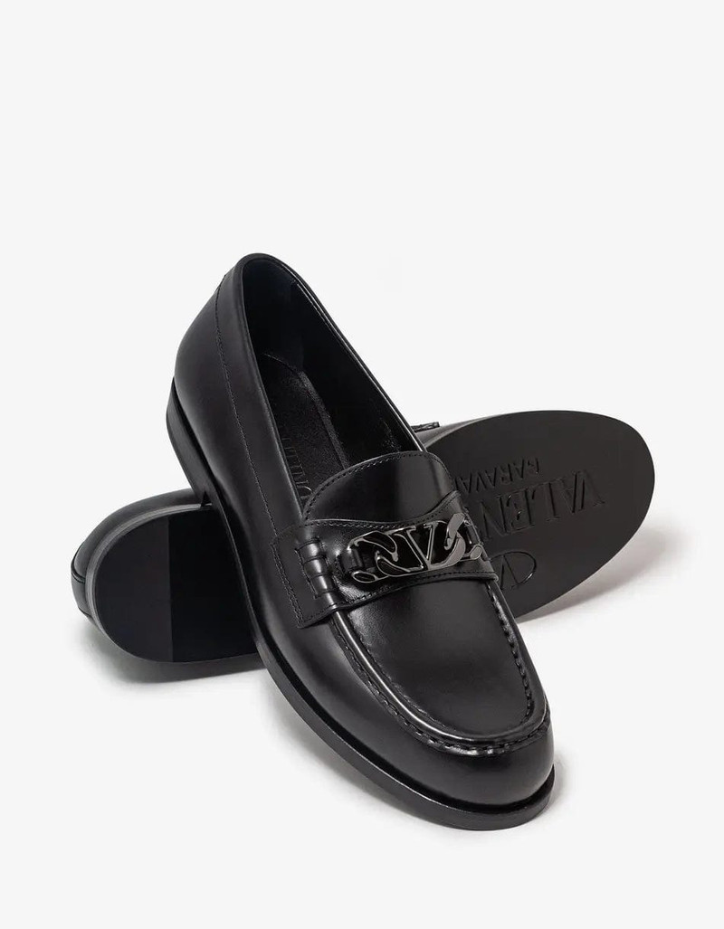 Valentino Valentino Black VLogo Chain Loafers outlook